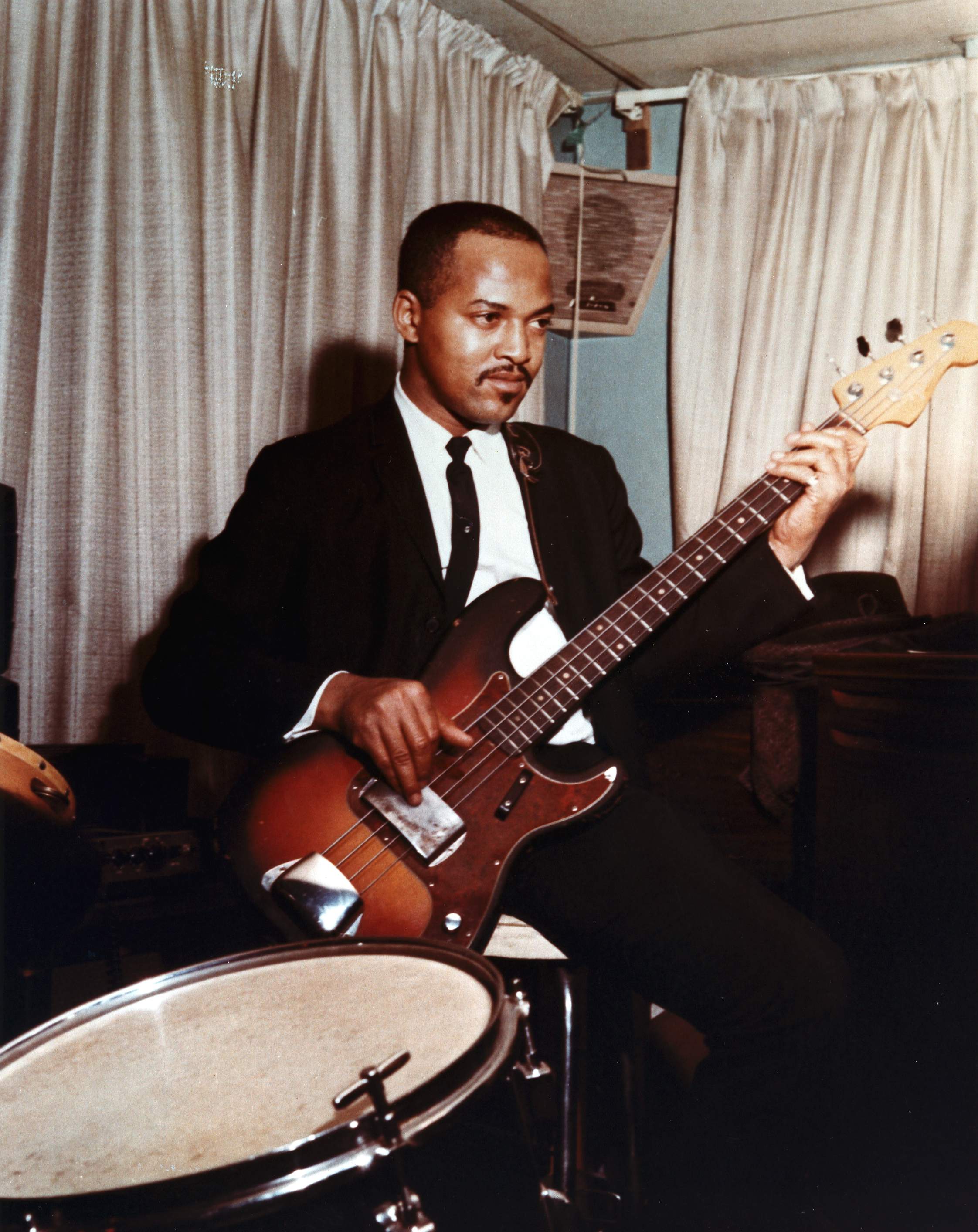 Bernard Edwards Wallpapers Wallpaper Cave bernard-edwards-wallpapers-wallpaper-cave