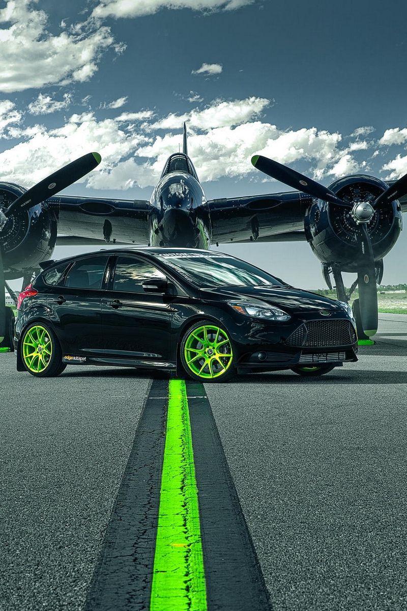 Download wallpaper 800x1200 ford focus, st, ford, plane, runway