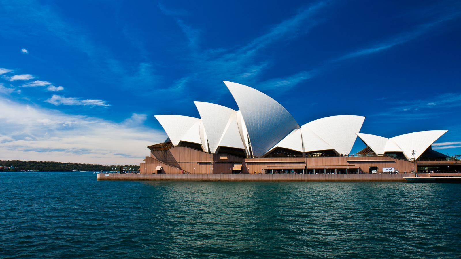Sydney Opera House Wallpaper 0.6 Mb