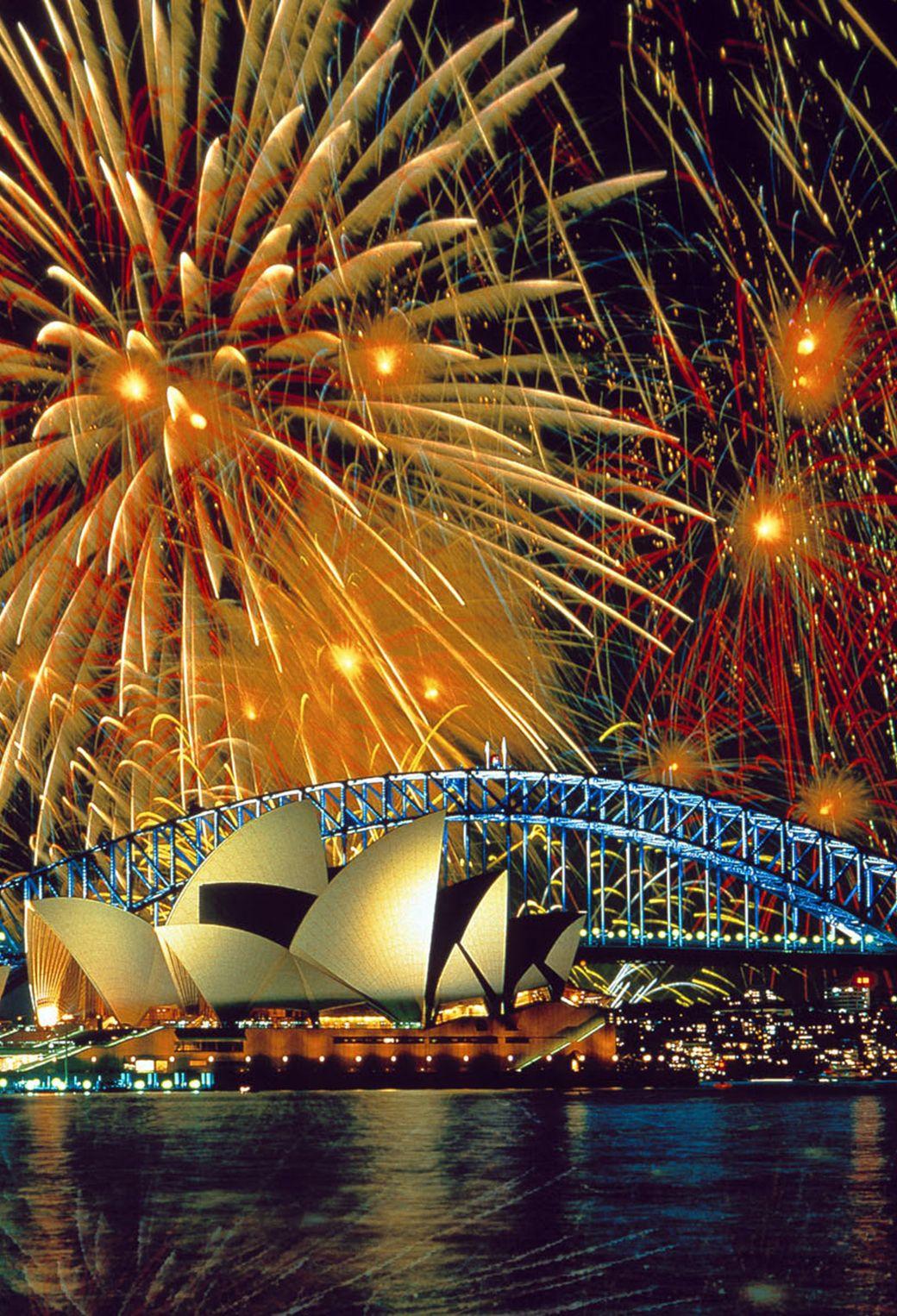 Fireworks Sydney Opera House and Harbor Bridge Wallpaper for iPhone