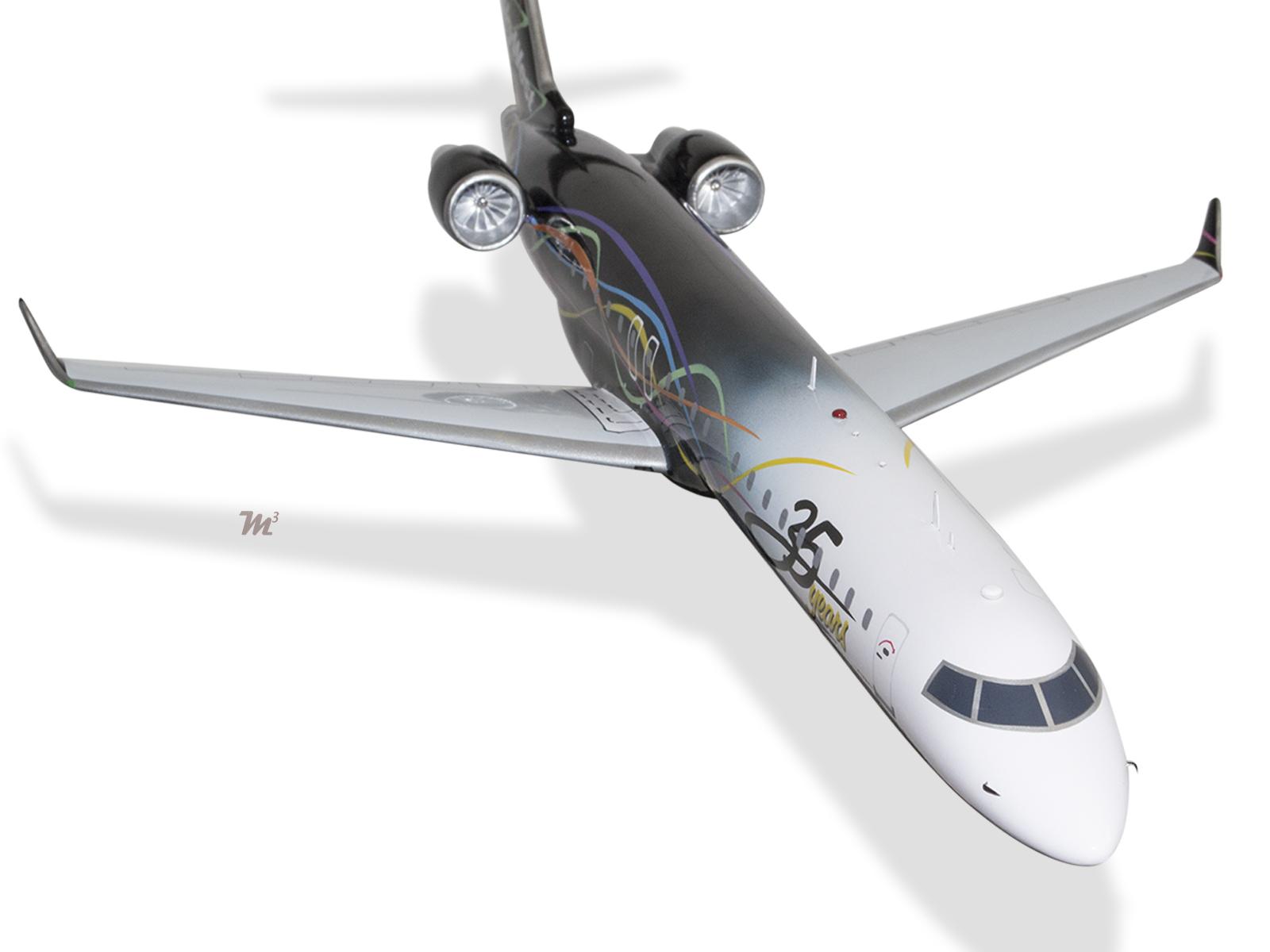 Bombardier CRJ 900 SkyWest N821SK Model Private & Civilian $194.50