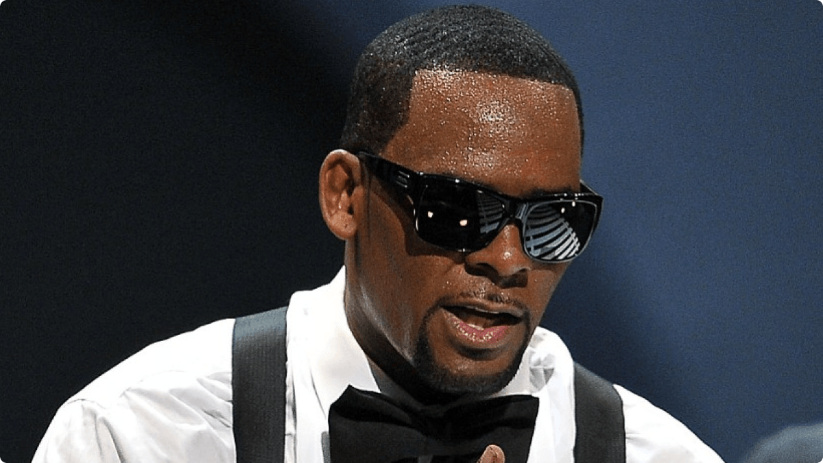 R. Kelly lands himself in trouble with older brother what