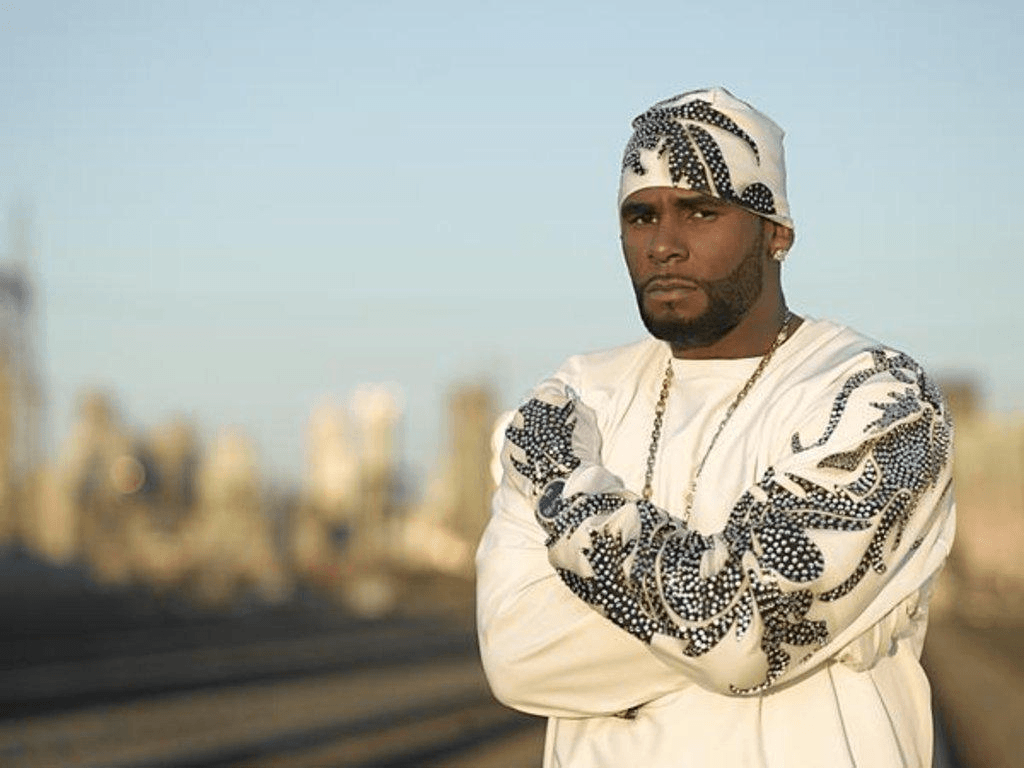 R. Kelly brings back 'Trapped' series