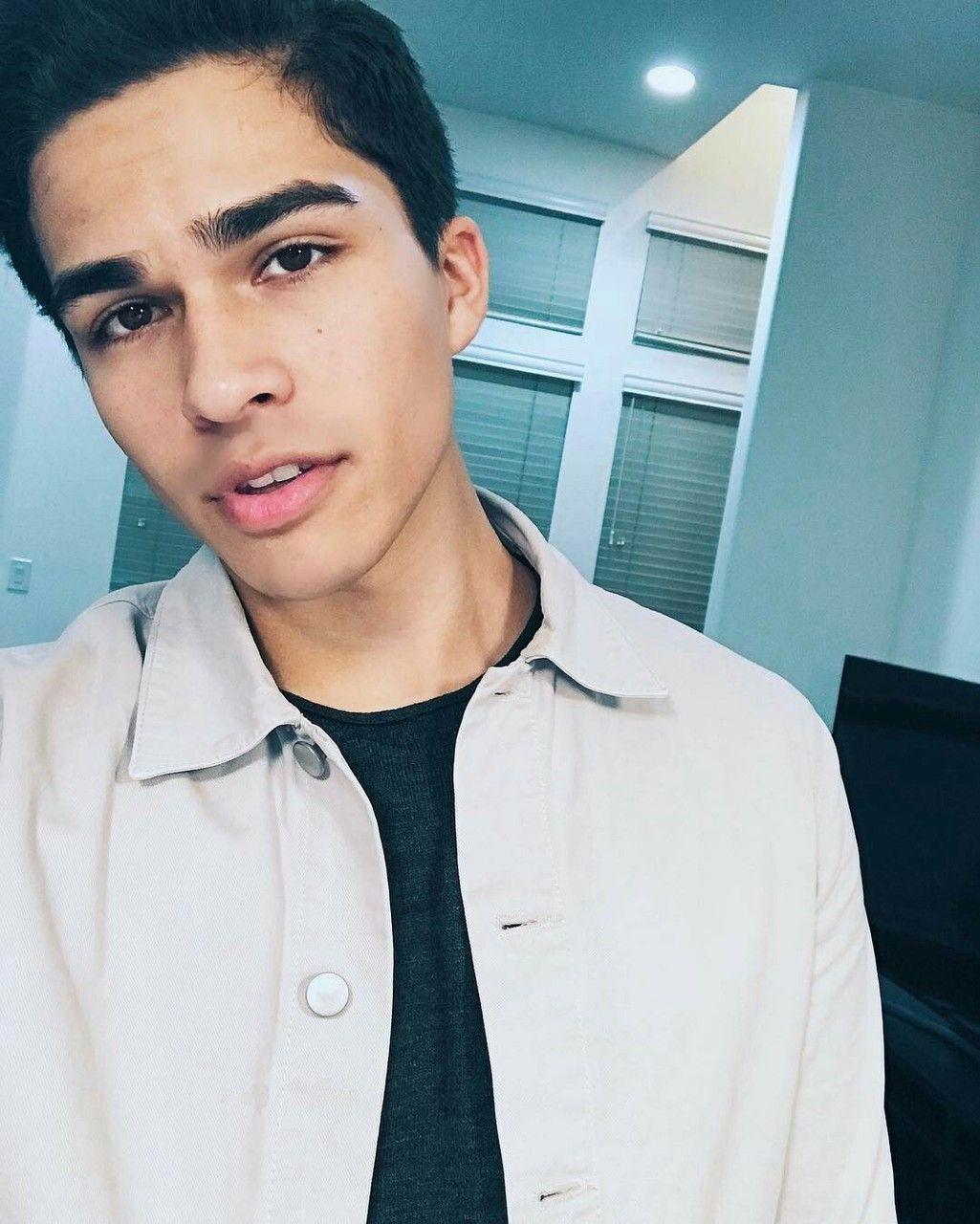 Alex Aiono Wallpapers - Wallpaper Cave