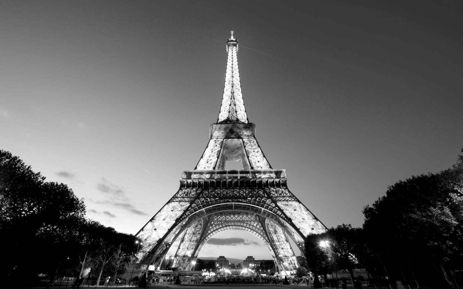 Paris Black And White. free download wallpaper