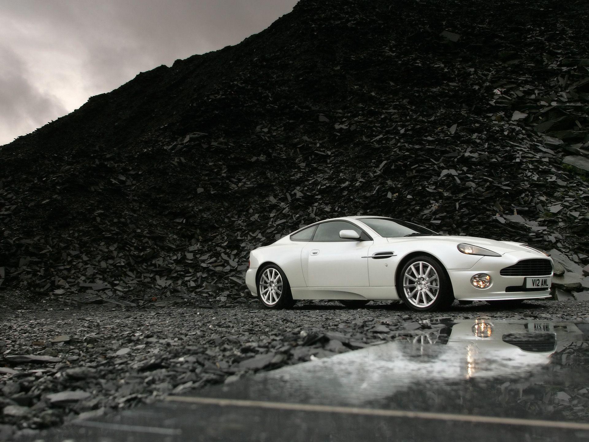 Aston Martin Vanquish Wallpaper, Picture, Image