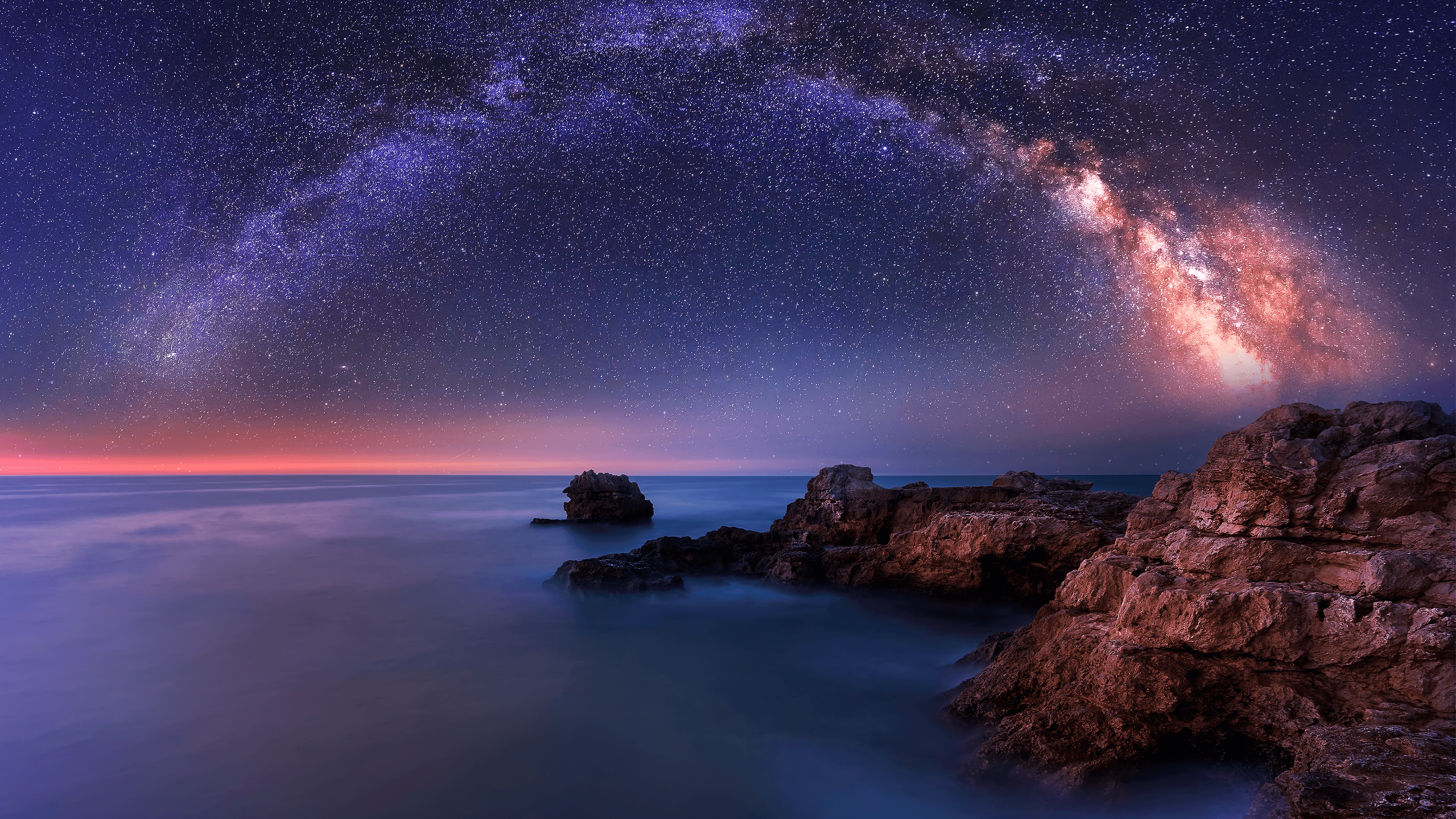Download Free HD Milky Way Over The Sea Desktop Wallpaper In 4K .0270