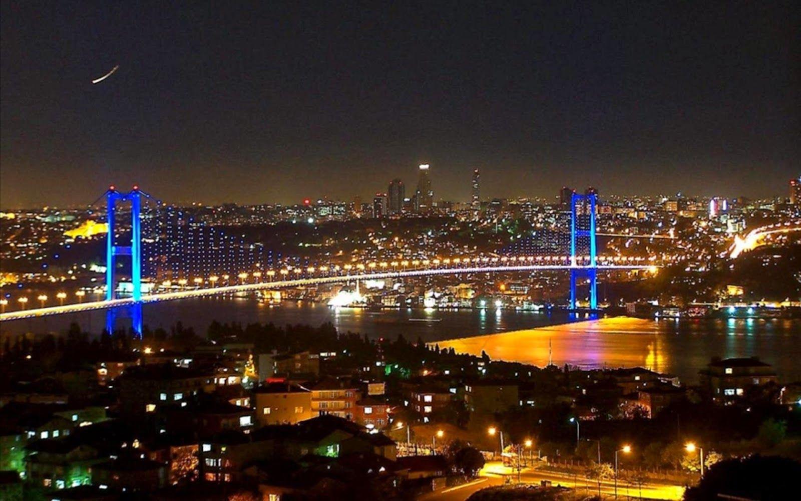 WOW: Download Istanbul City Night wallpaper
