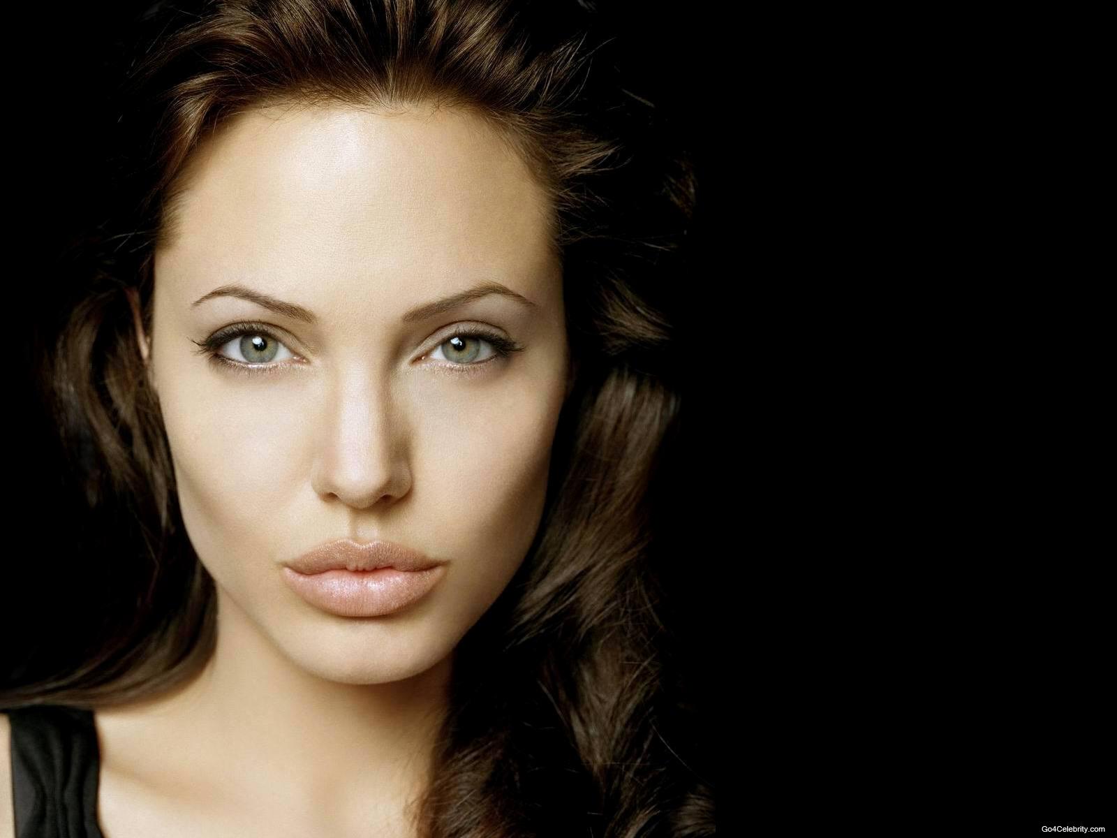 Angelina Jolie Wallpaper 4 X 1200