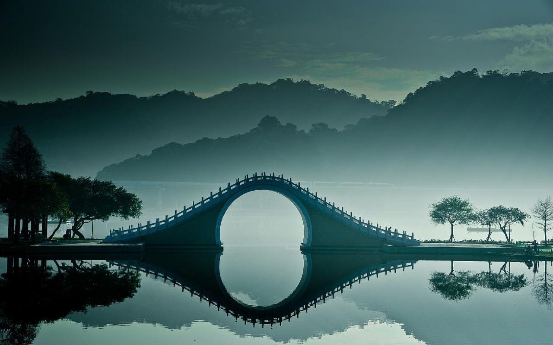 Fantastic Bridge Wallpaper 41674