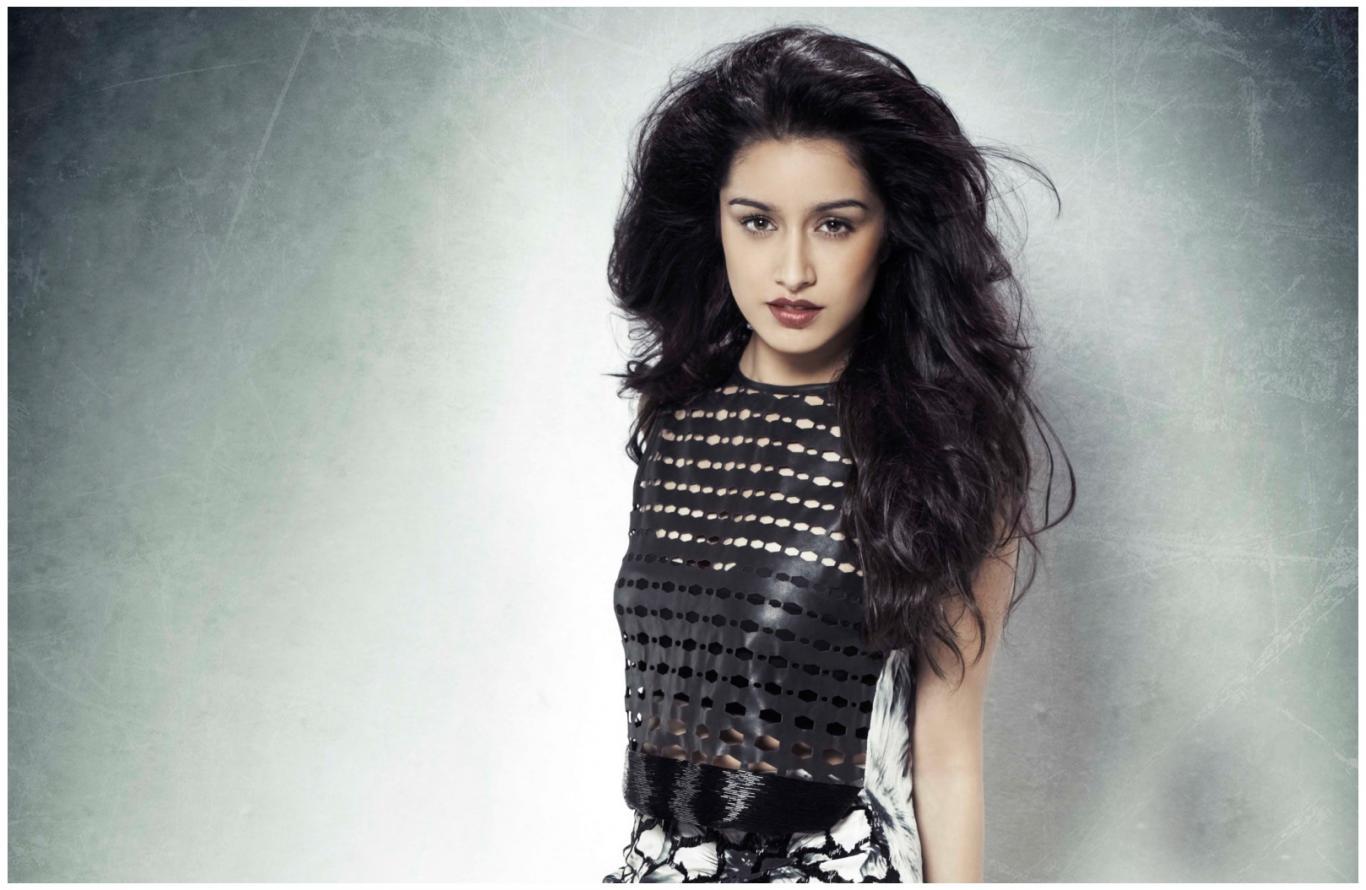 Download Shraddha kapoor HD wallpaper mobile Wallpaper HD FREE