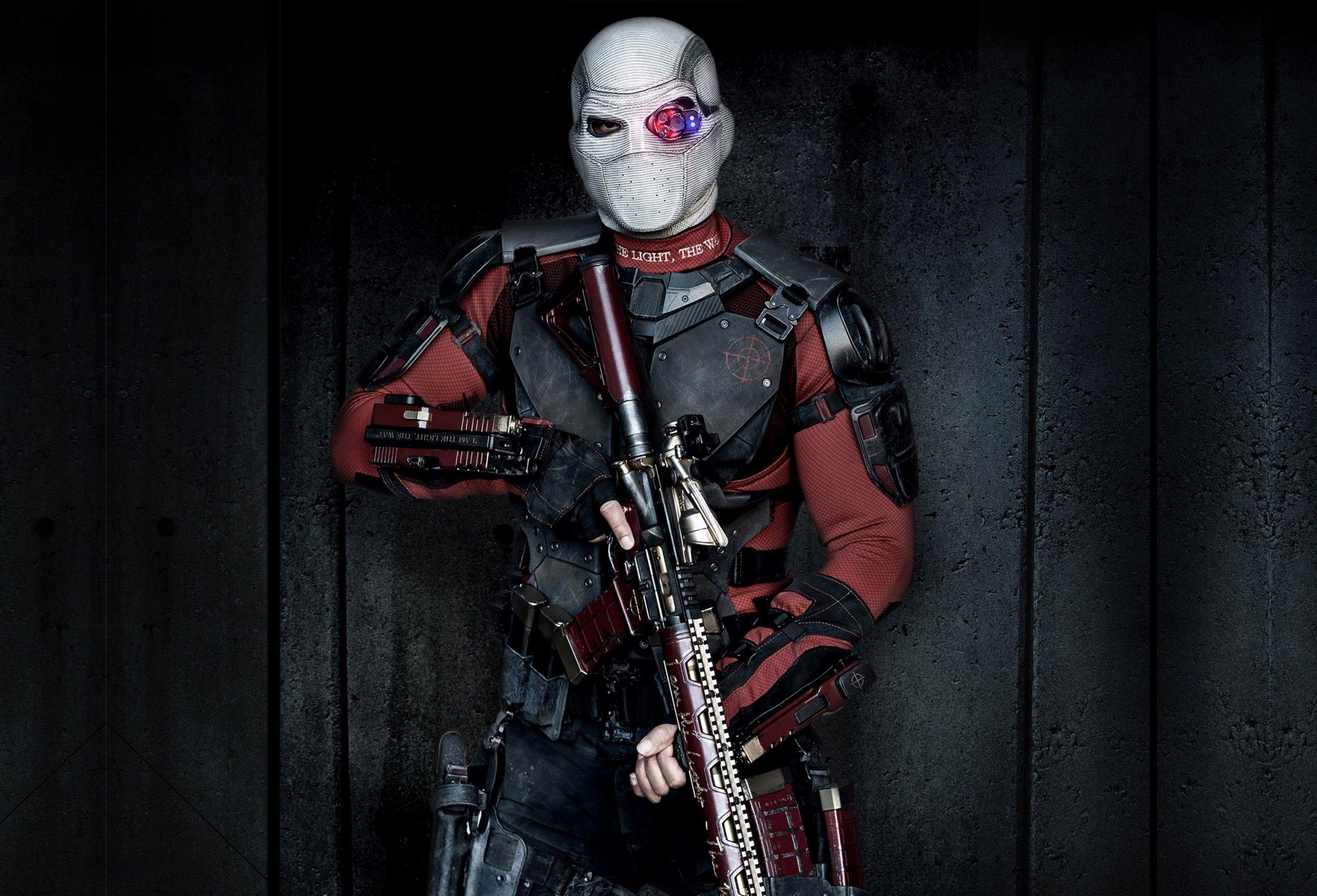 Download 2656x1808 Suicide Squad, Deadshot, Armored, Gun, Mask