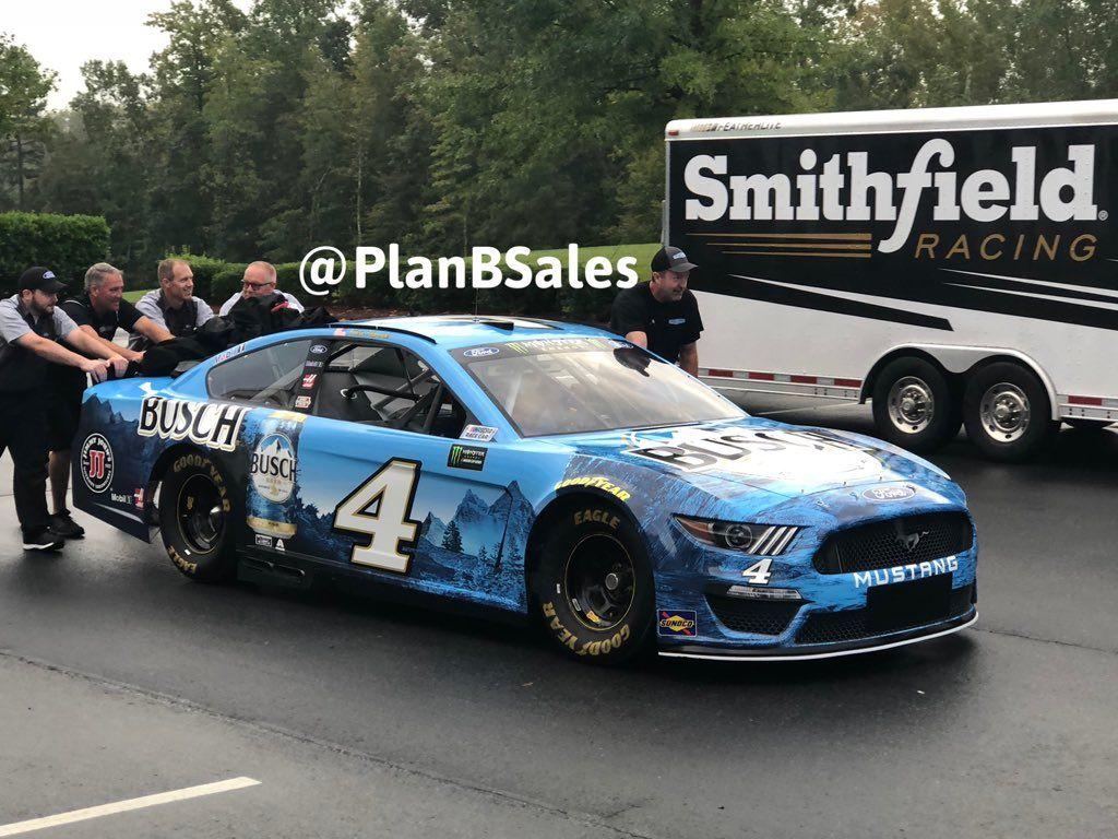Kevin Harvick's 2019 Busch Mustang