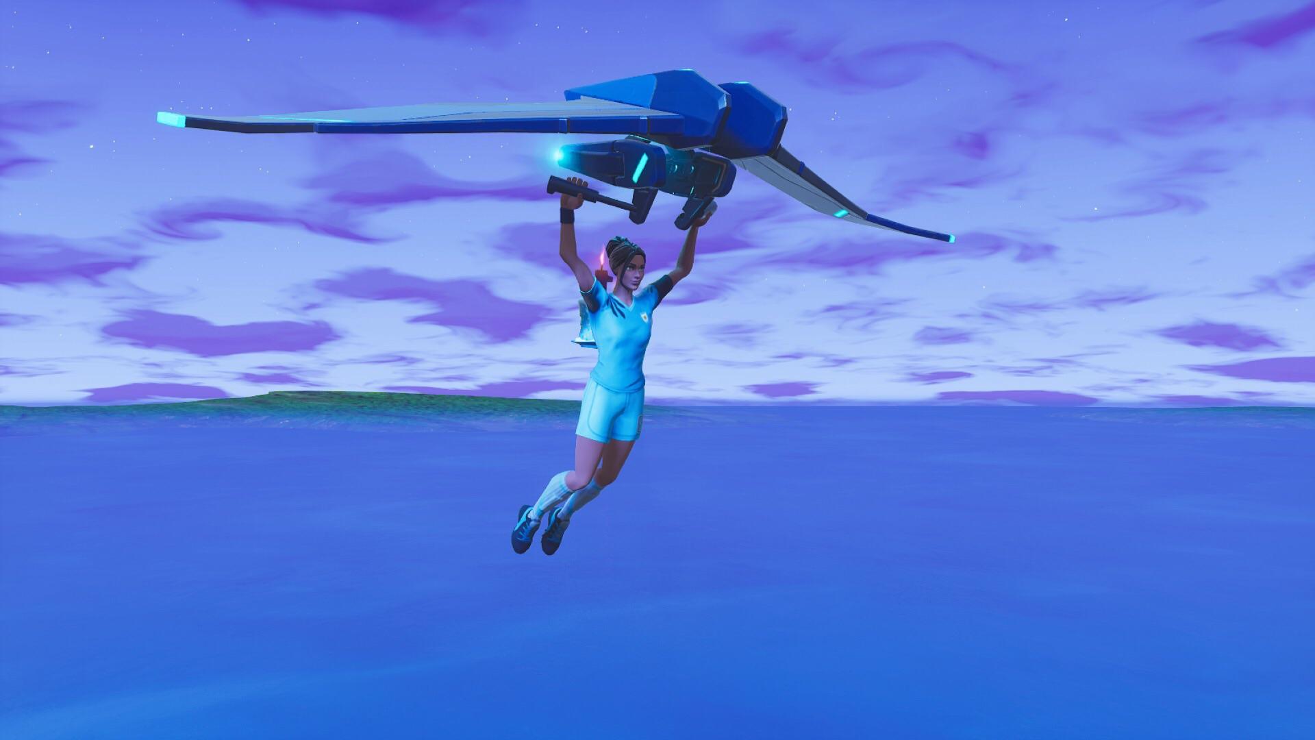 Poised playmaker (Uruguay) (1200 vbucks) birthday cake (Birthday