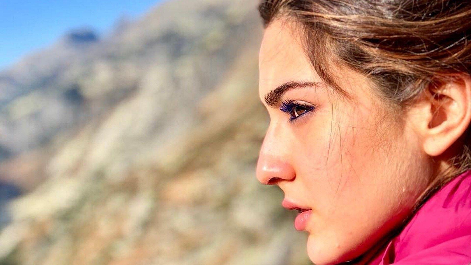 Sara Ali Khan Wallpaper 38972