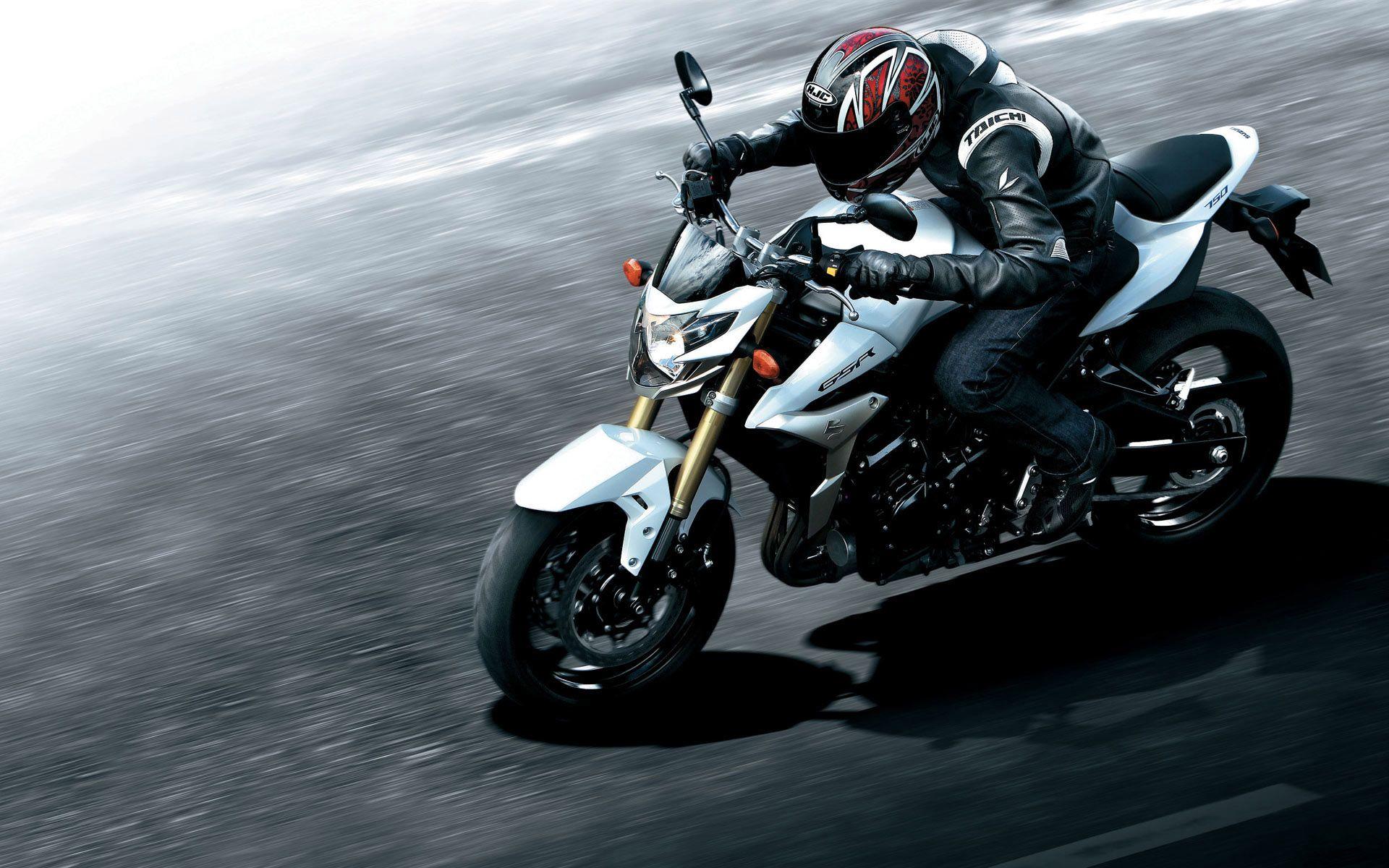 Suzuki Wallpaper 7 X 1200