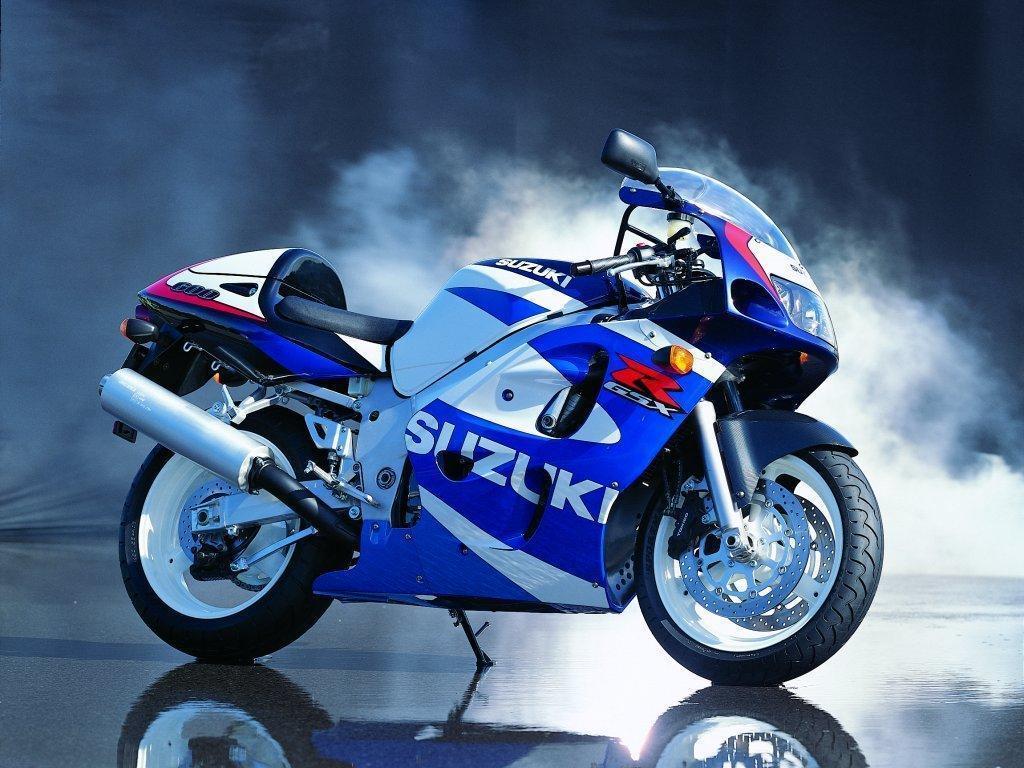 Suzuki GSX 600 R Superbike Wallpaper