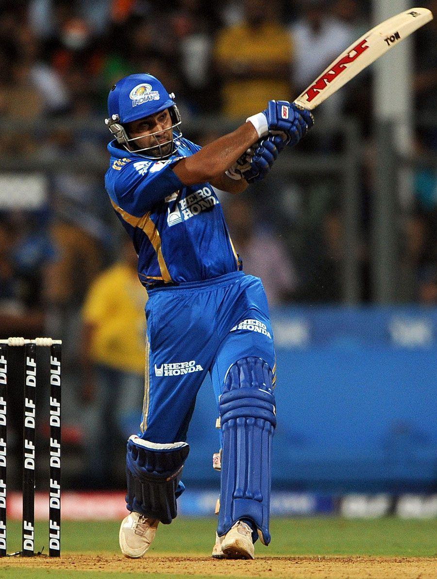 Rohit Sharma pulls during his knock of 87 off 48 balls. Photo