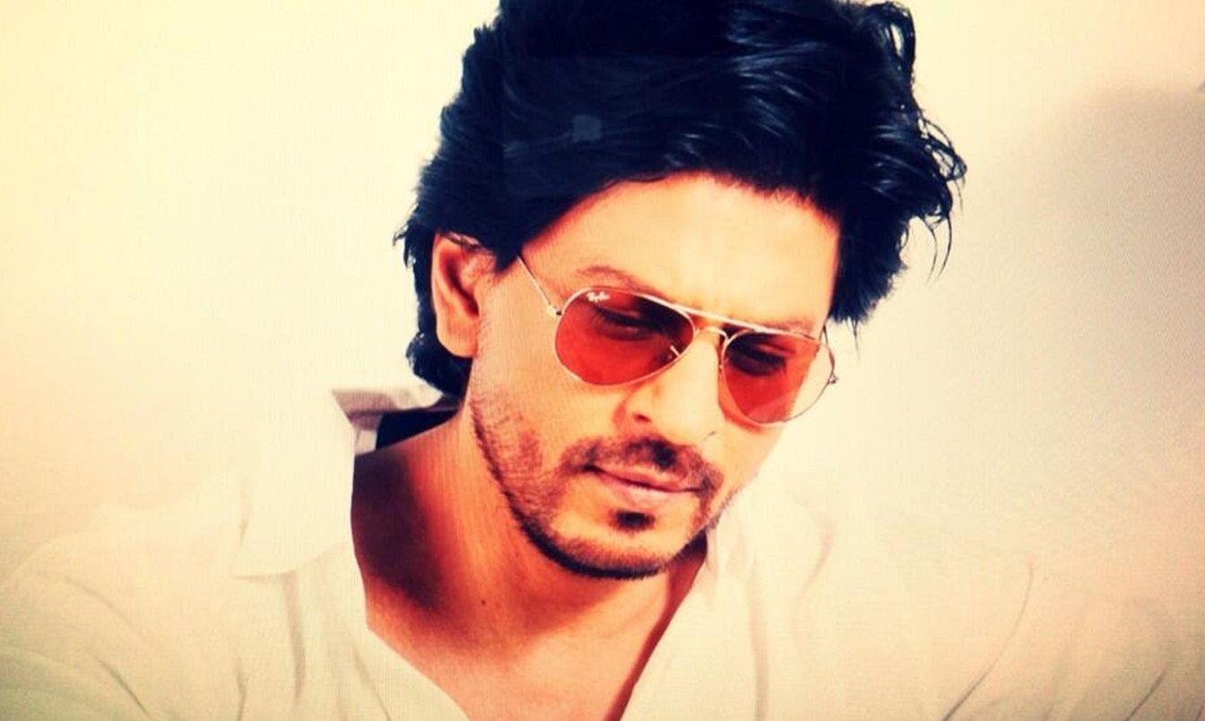 23 Shahrukh Khan Attractive Wallpapers – WeNeedFun