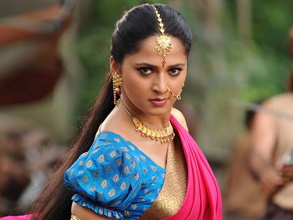 Anushka Shetty Wallpaper 5 X 768
