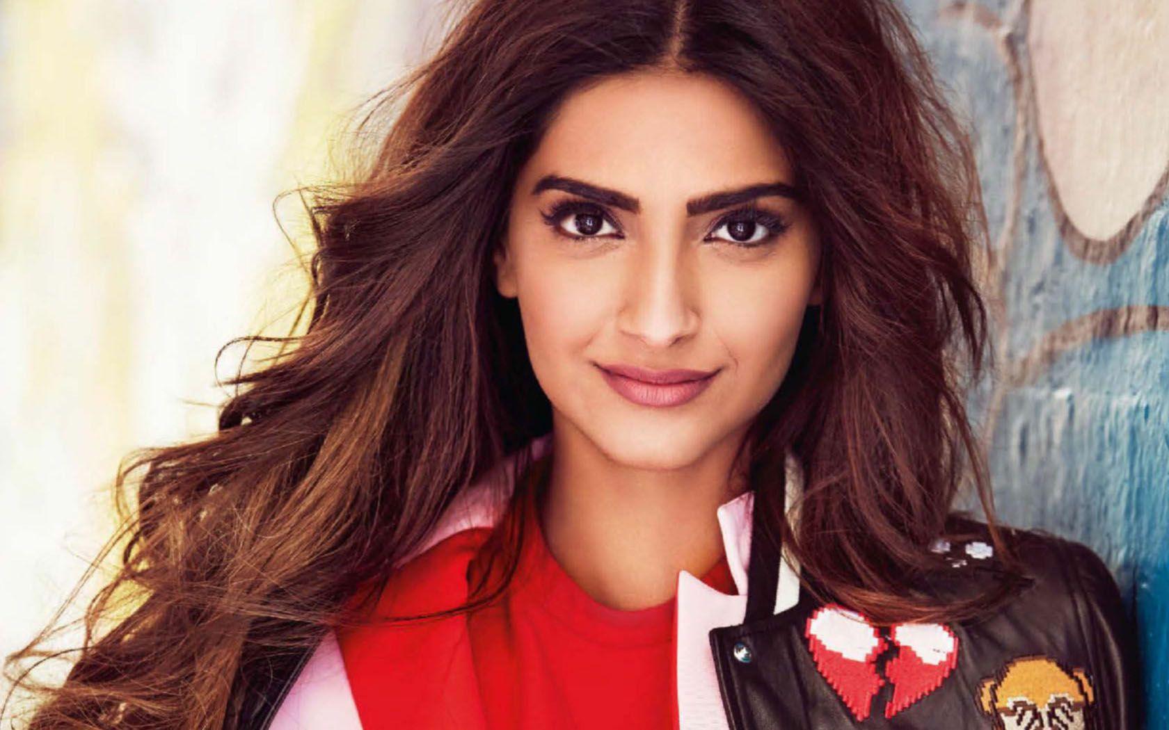 Sonam Kapoor Wallpaper 12 X 1050