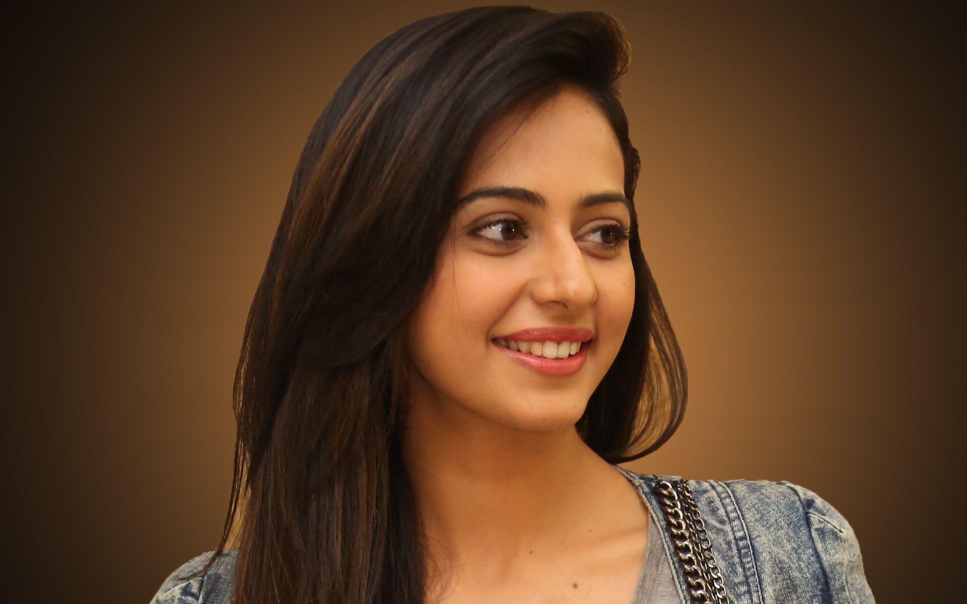Rakul Preet Singh Close Up HD Wallpapers Wallpaper, HD Indian Celebrities  4K Wallpapers, Images and Background - Wallpapers Den