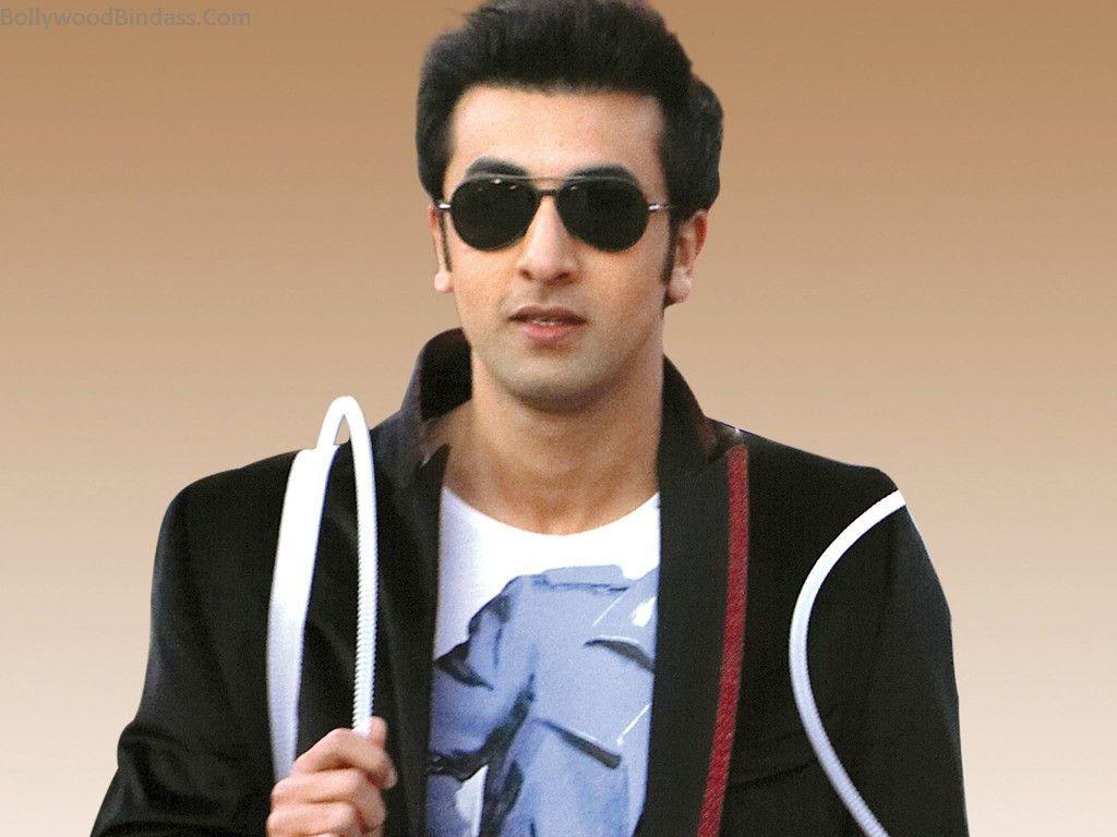 Download Ranbir Kapoor Dashing Look Wallpaper