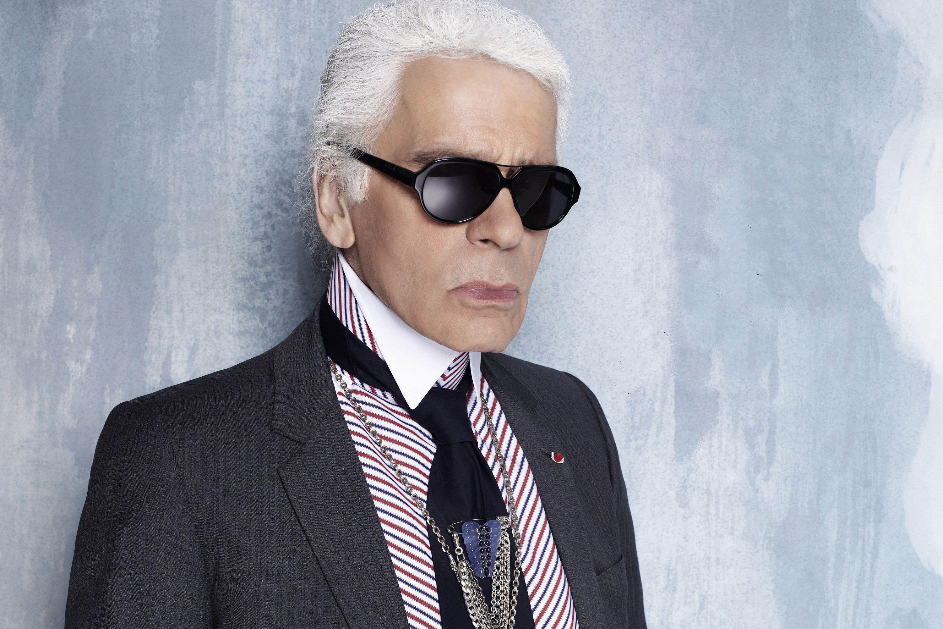 Photo wallpaper LAGERFELD Karl Icon with Sunglasses