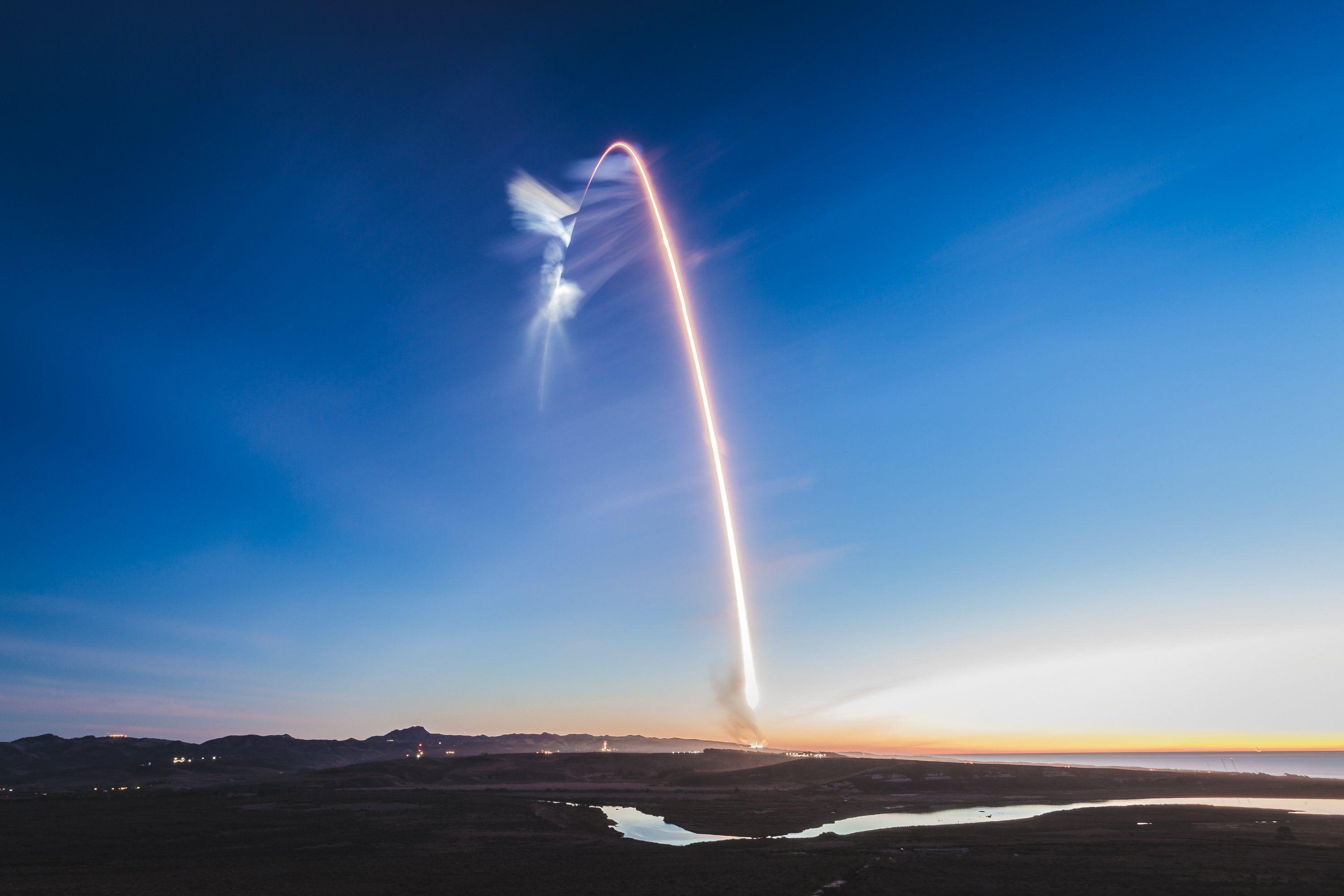 Spacex Launch Wallpapers Wallpaper Cave