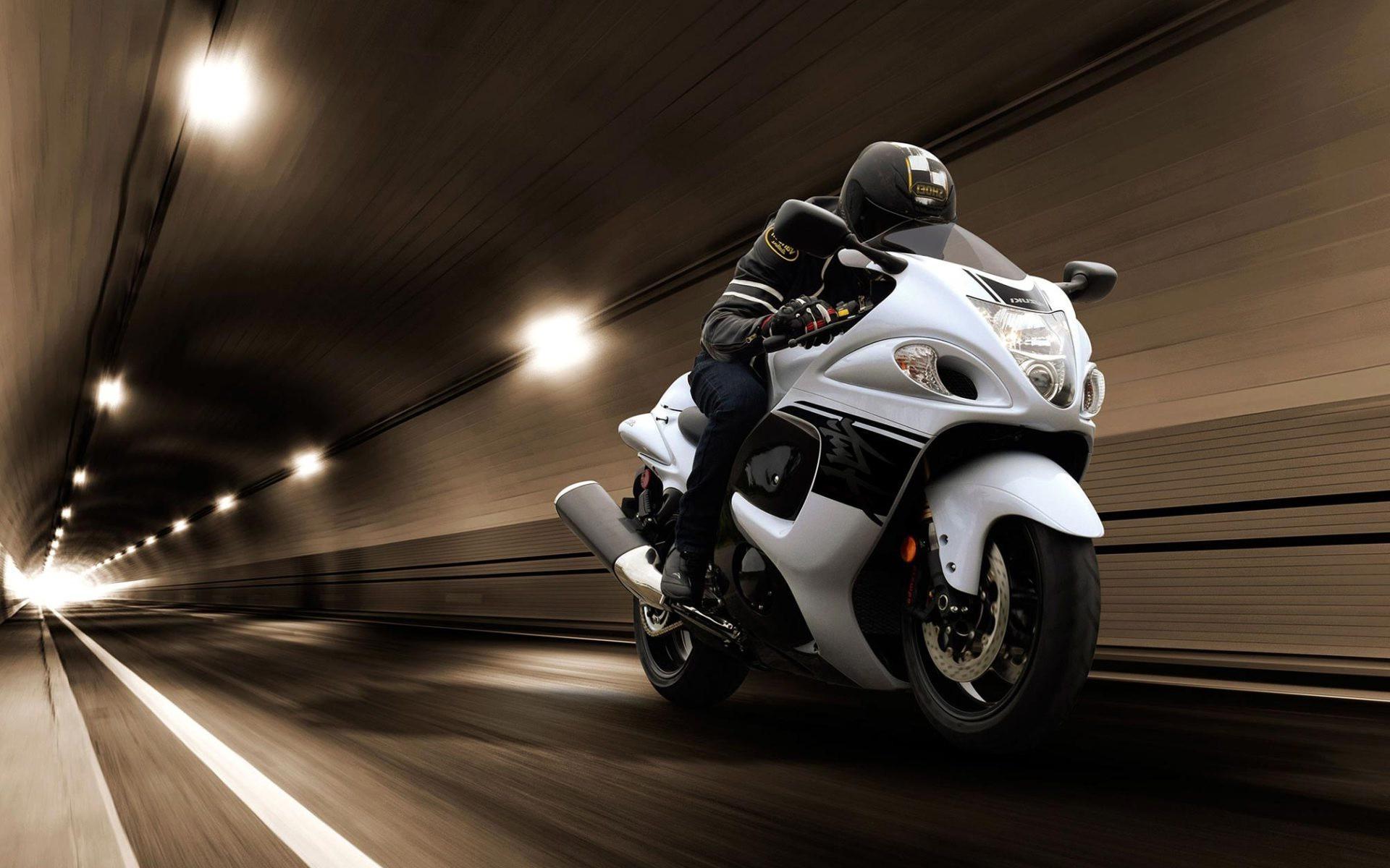Suzuki Hayabusa Wallpaper 18 X 1200