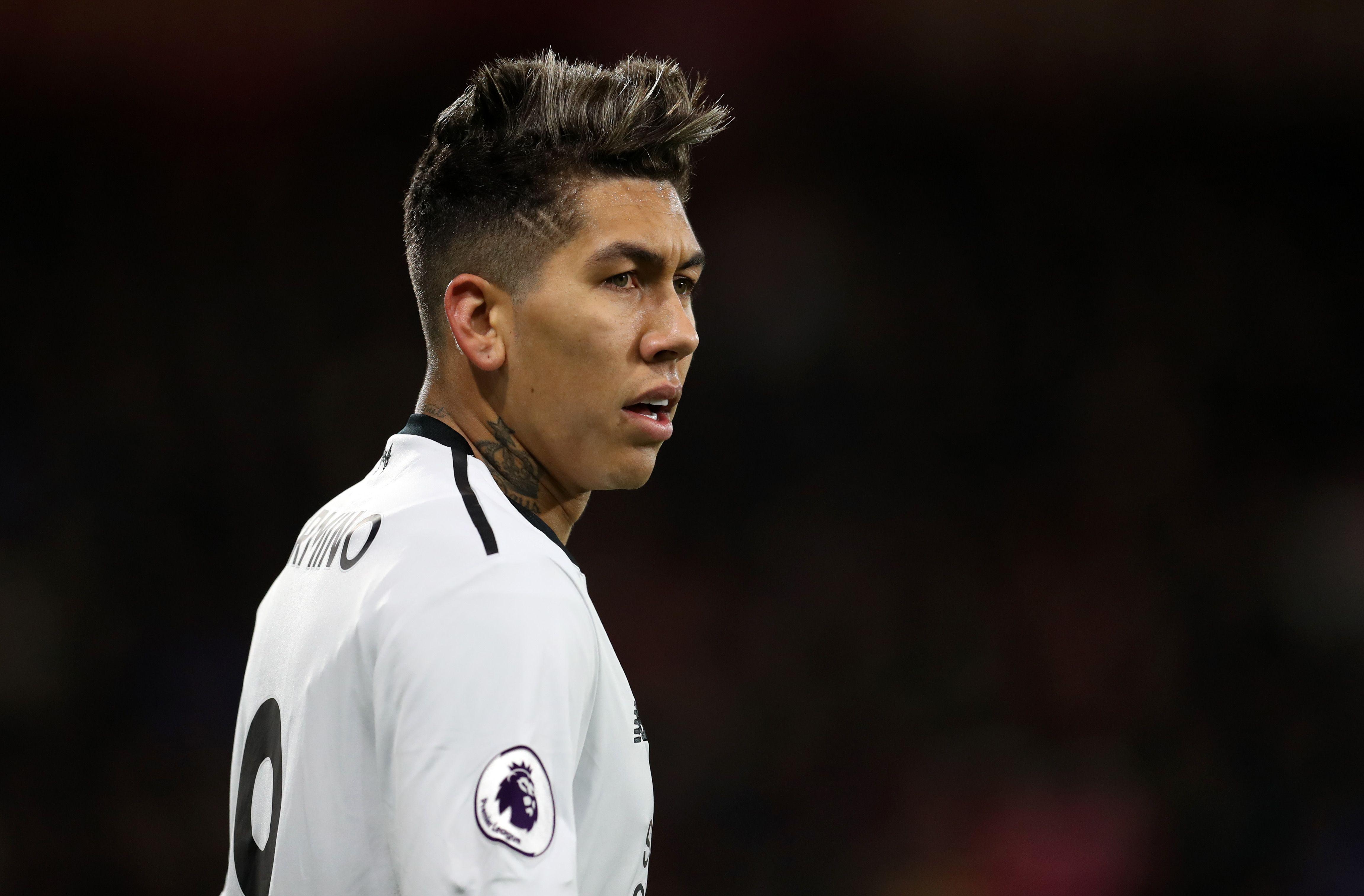 Liverpool: Here's Bobby! Is this the creepiest Firmino's ever been?