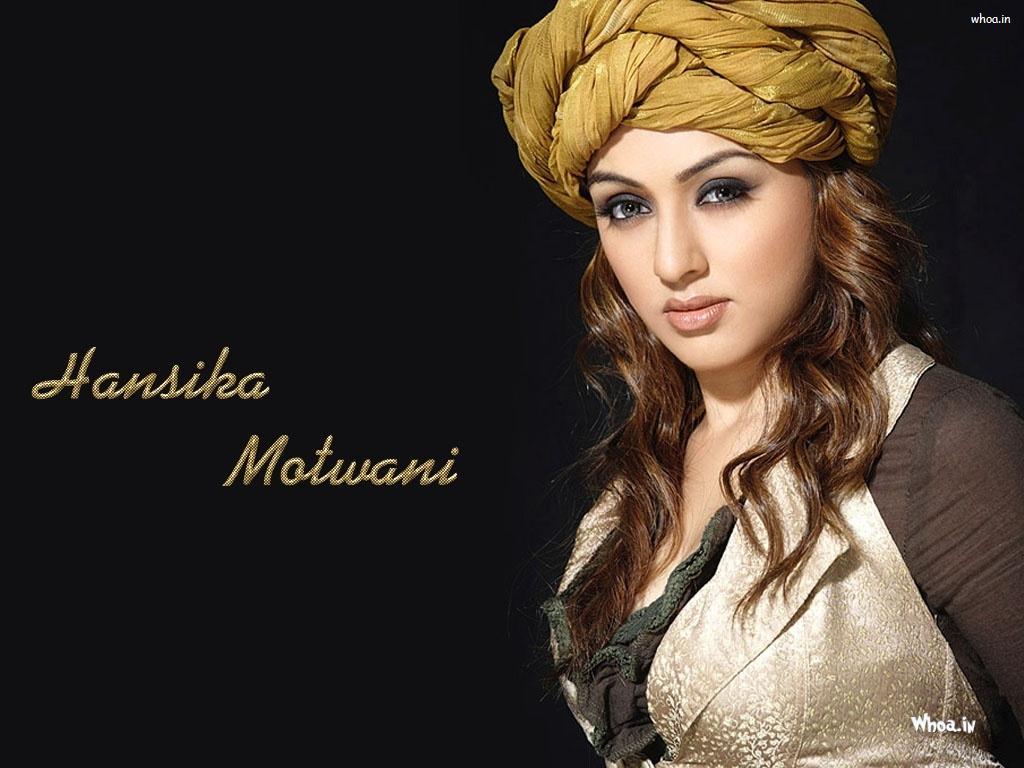 Hansika Motwani Wallpaper With Turban