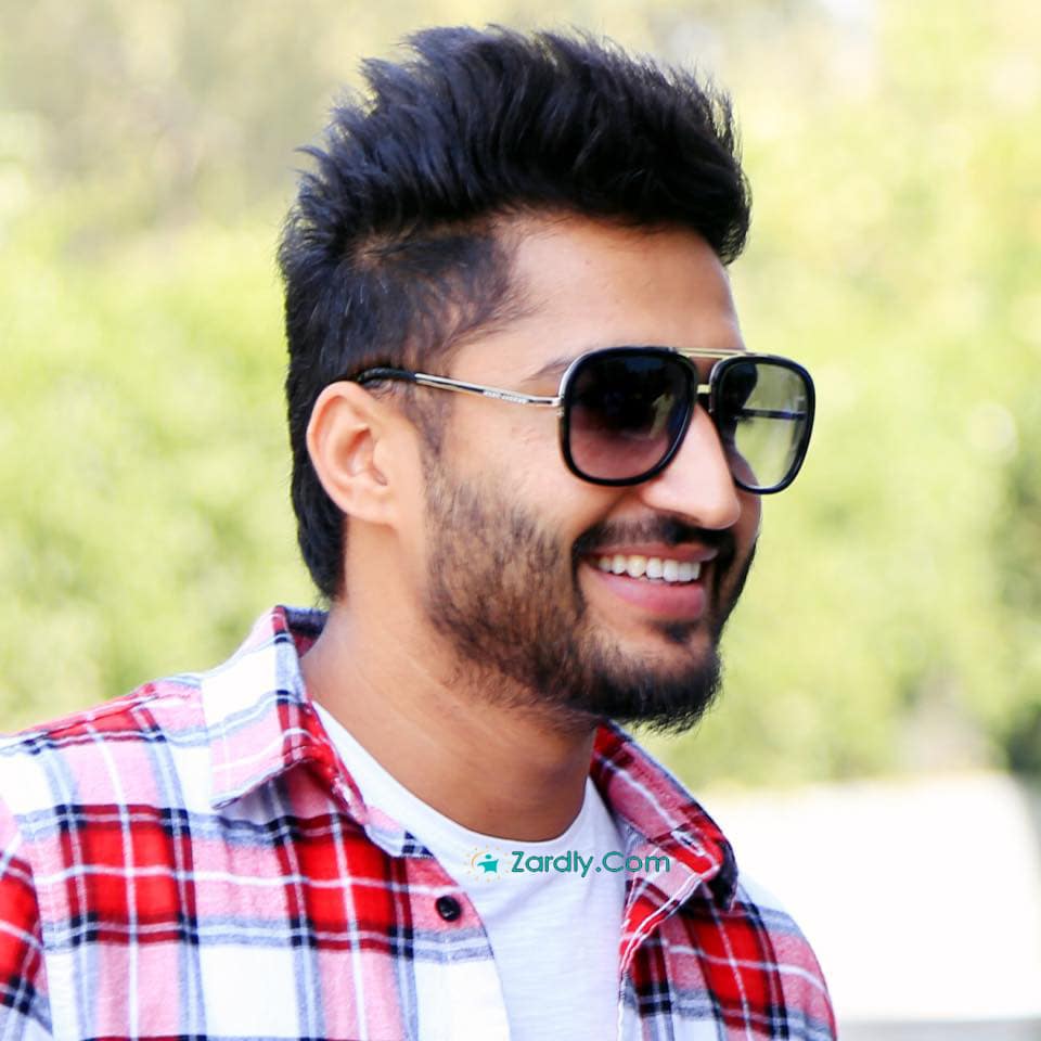 Singer Jassi Gill Handsome Hd Wallpapers And Pictures.