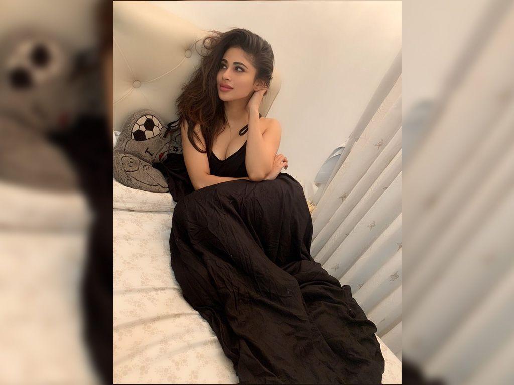 Mouni Roy HQ Wallpaper. Mouni Roy Wallpaper