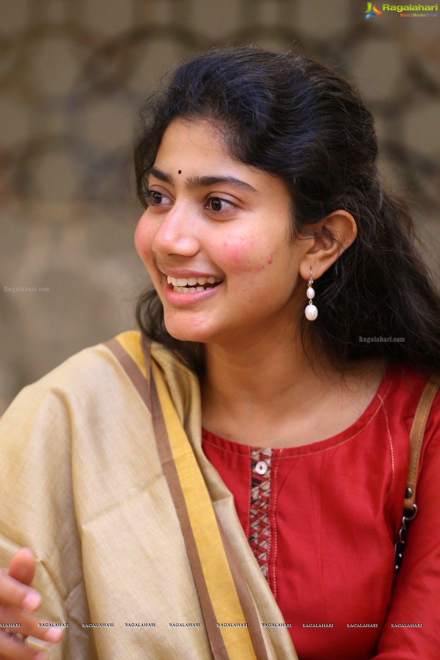 Sai Pallavi (Posters) Image 14. Telugu Actress Image