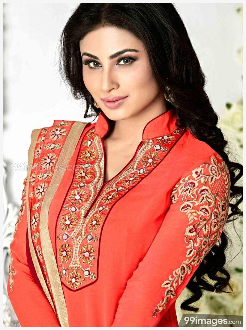 Mouni Roy Cute HD Photo (1080p) - #mouniroy #actress