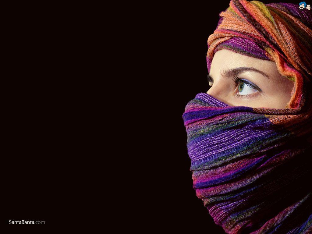 Arab Women in Hijab Wallpaper