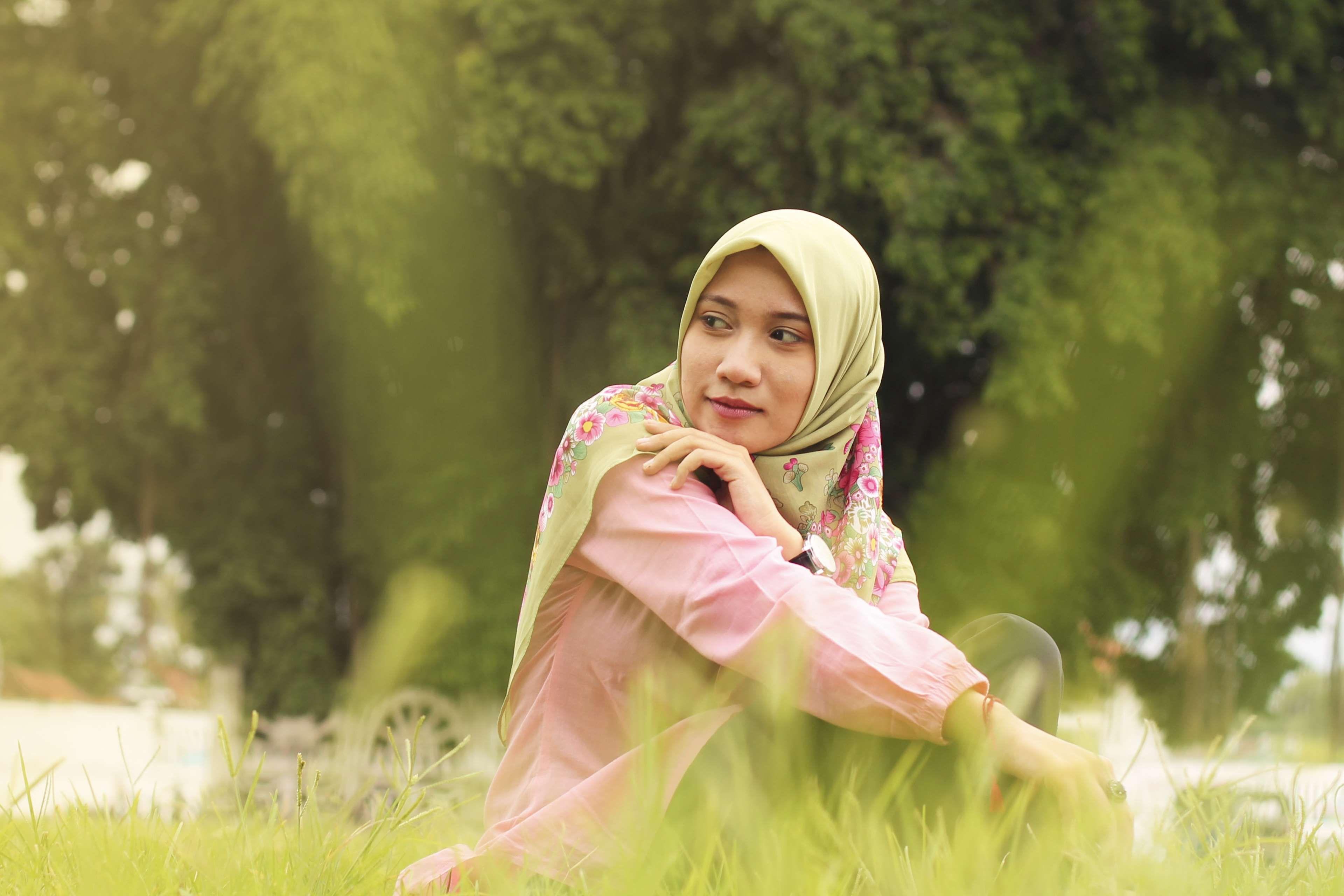 bokeh, hijab girl grasses 4k wallpaper and background