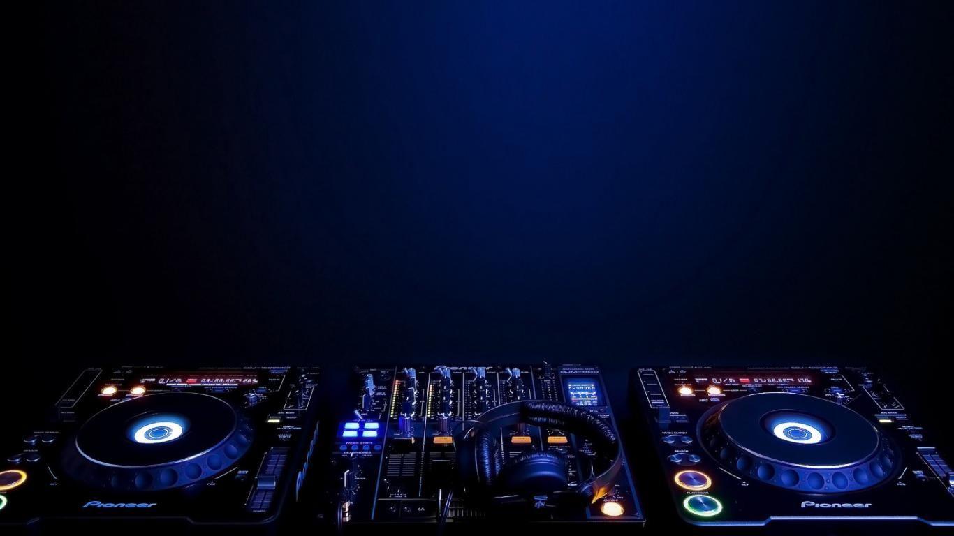 Speakers Wallpaper LGC (1680x1050)