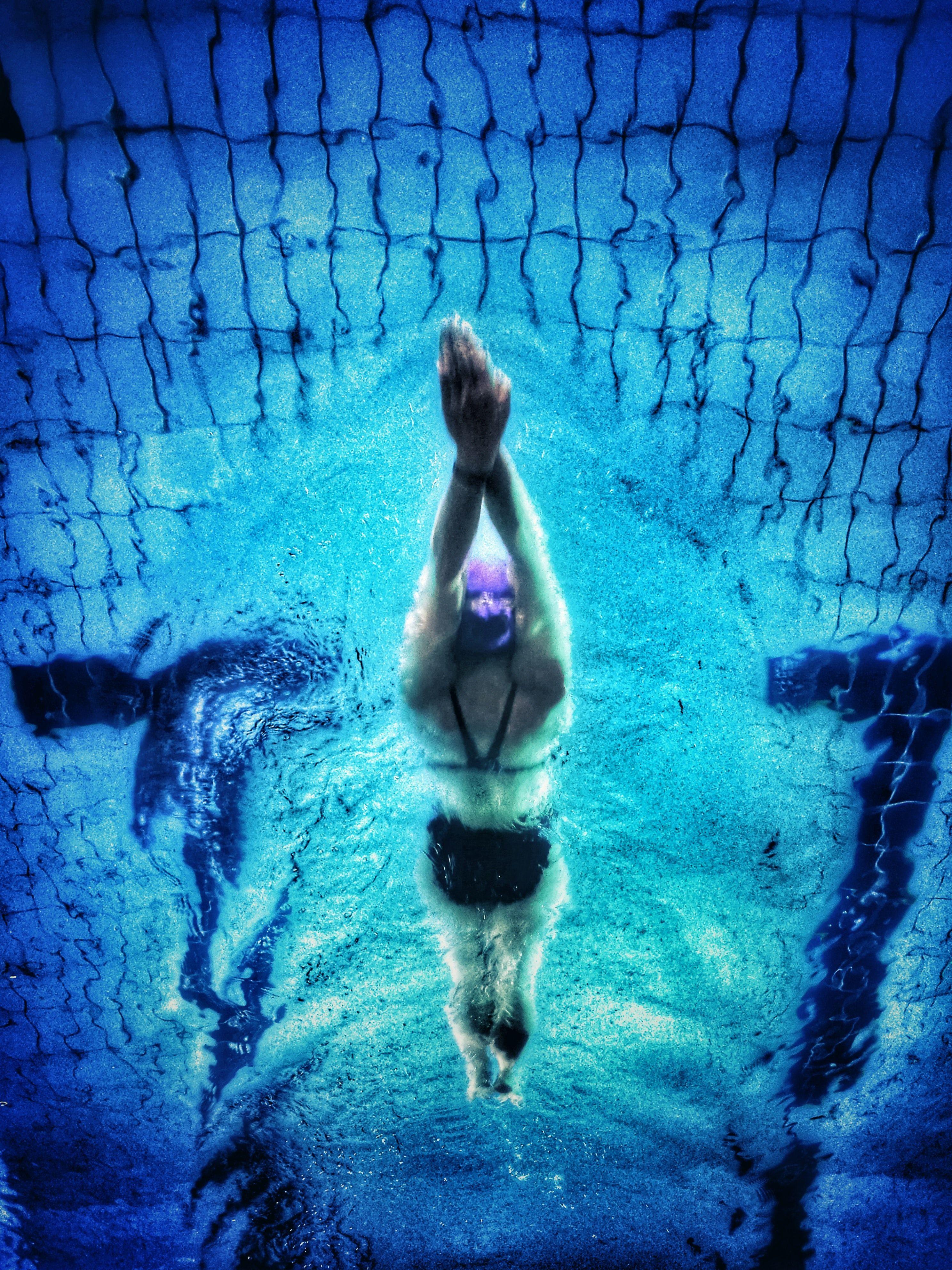 Amazing Swimming Photo