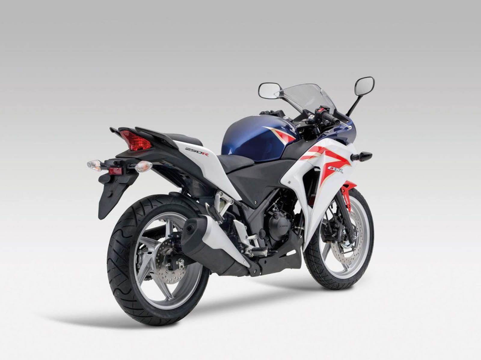 Honda CBR 250R Bike Wallpaper