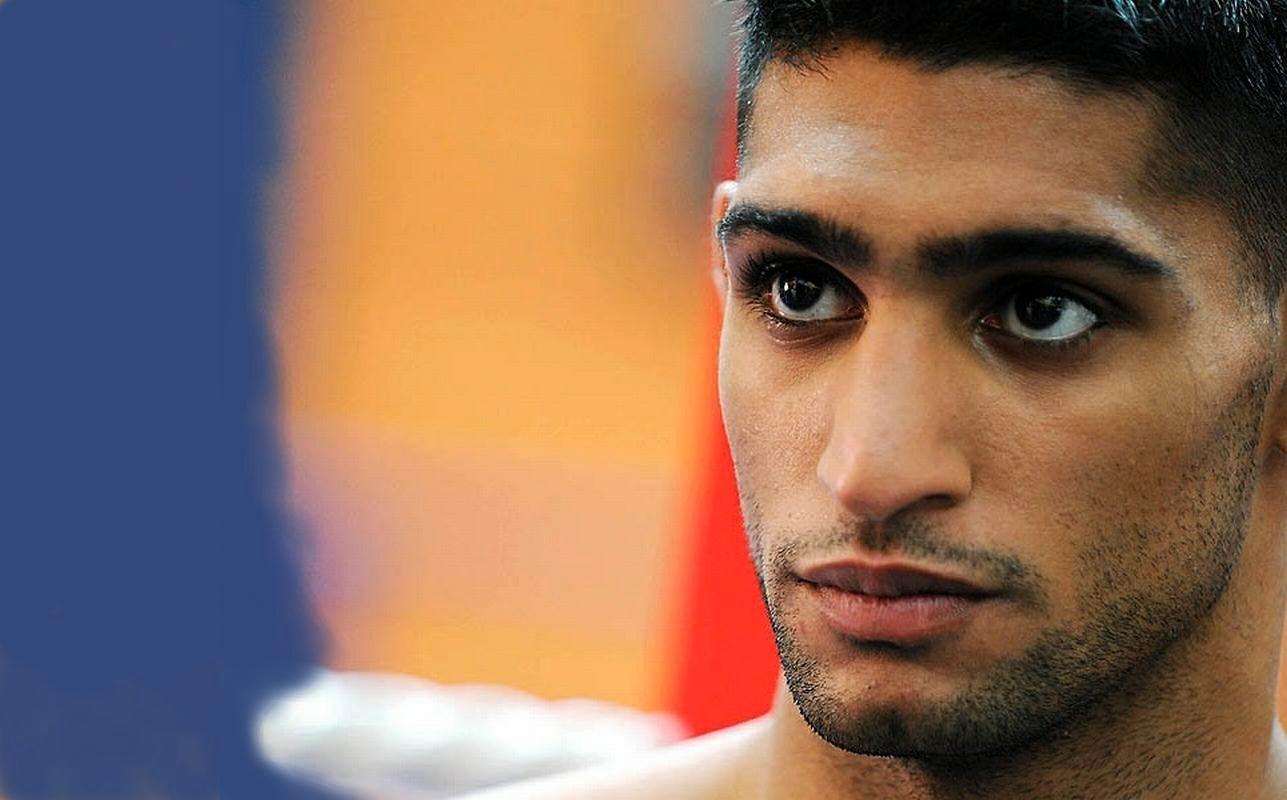 Amir Khan Attacked and Chased By Angry Gang in Boston