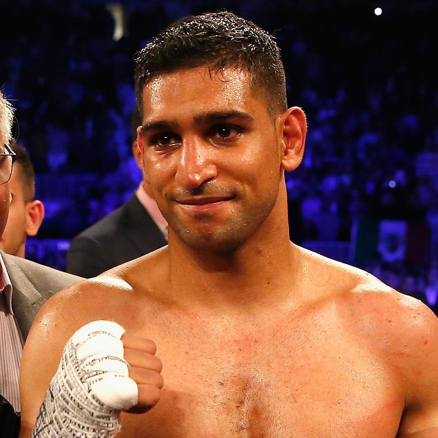 Amir Khan pictured with UFC belt: 'UFC training has started