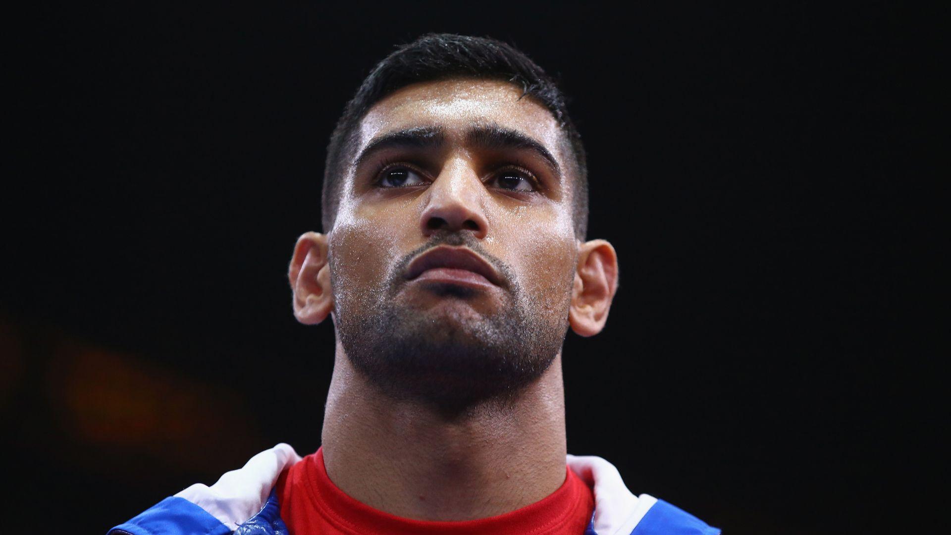 Amir Khan 'closer than ever to Floyd Mayweather fight'. Boxing News