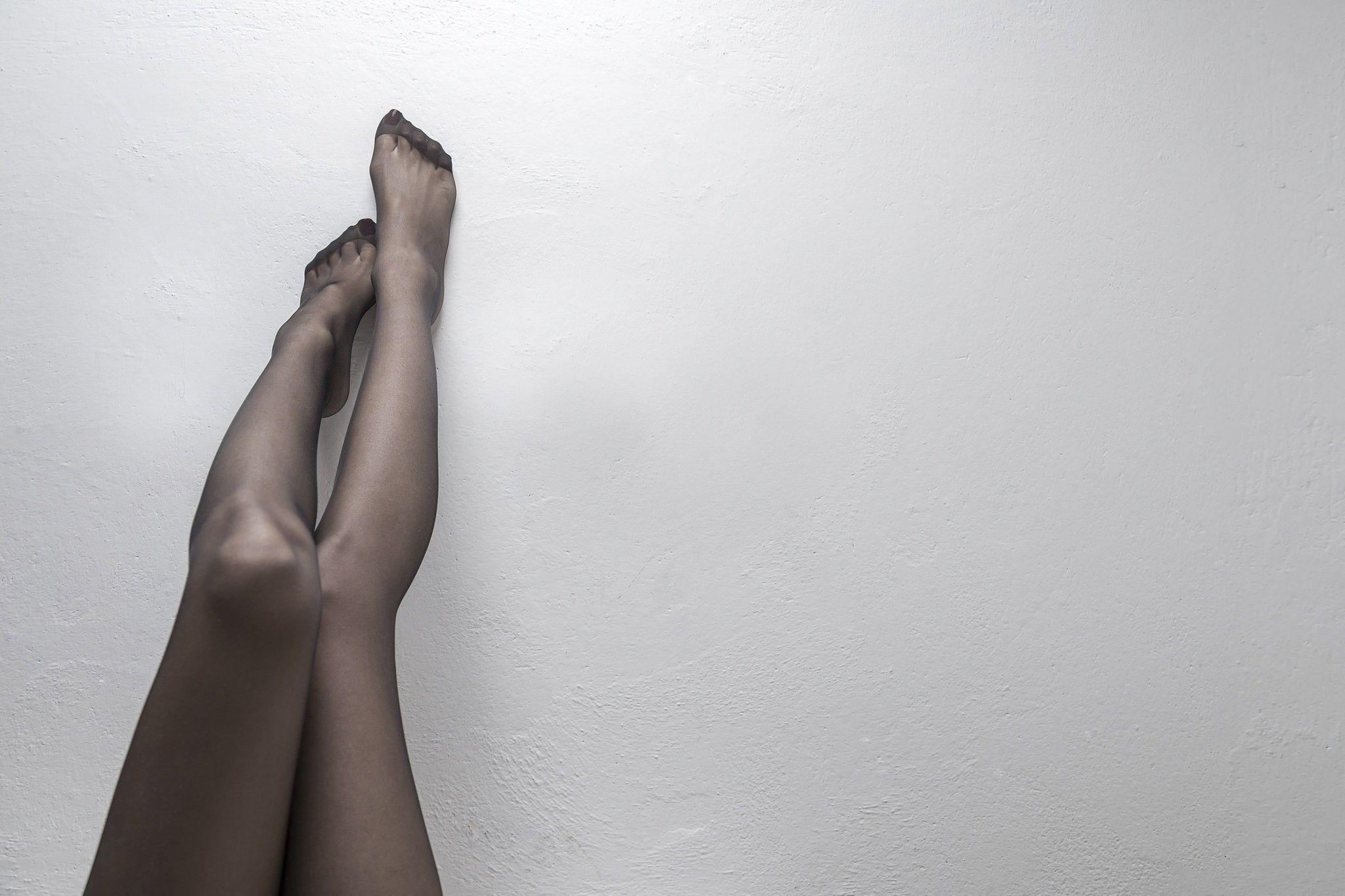 pantyhose feet legs wallpaper and background