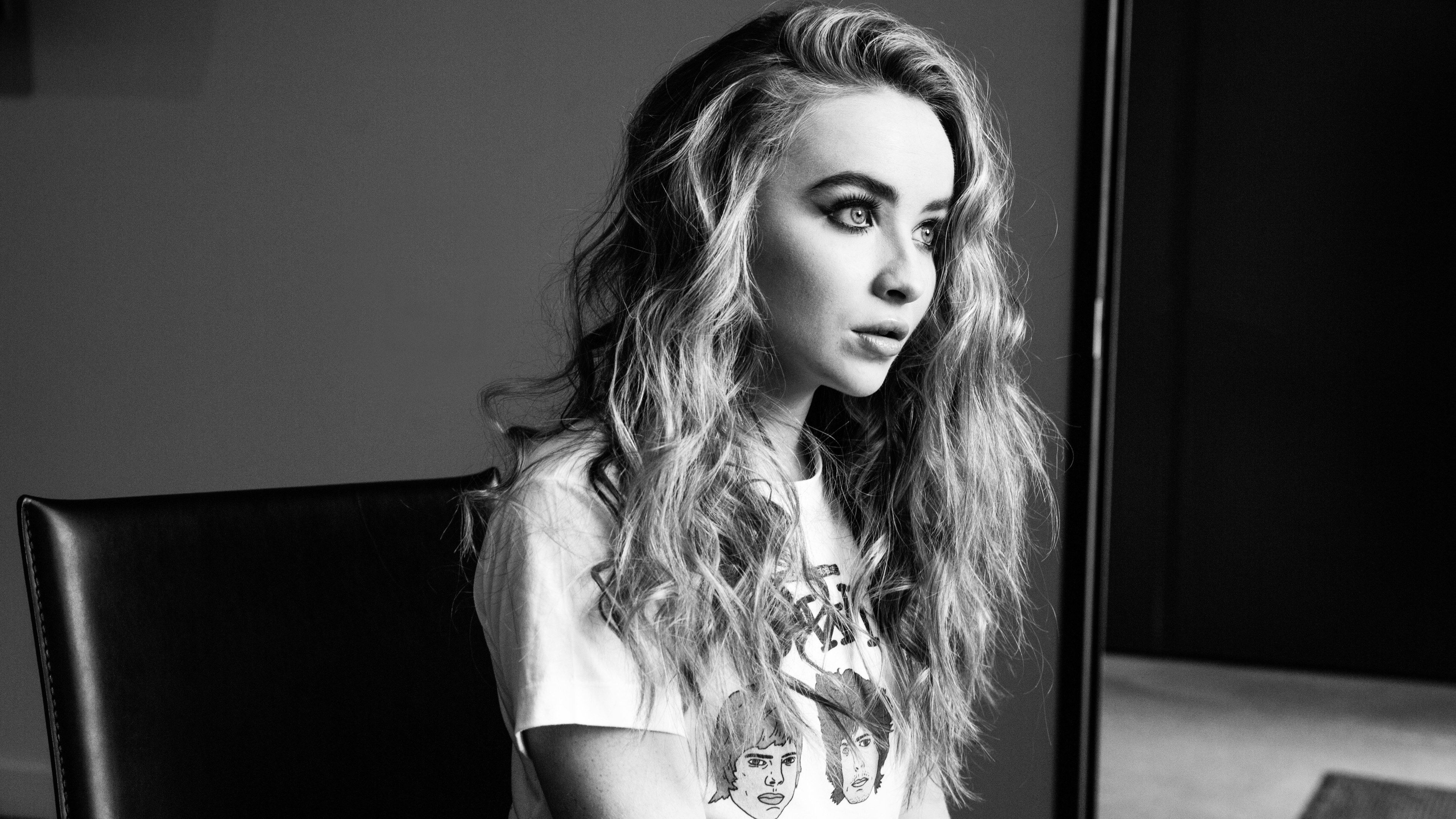 Wallpaper 4k Sabrina Carpenter Monochrome 4k 4k Wallpaper, 5k
