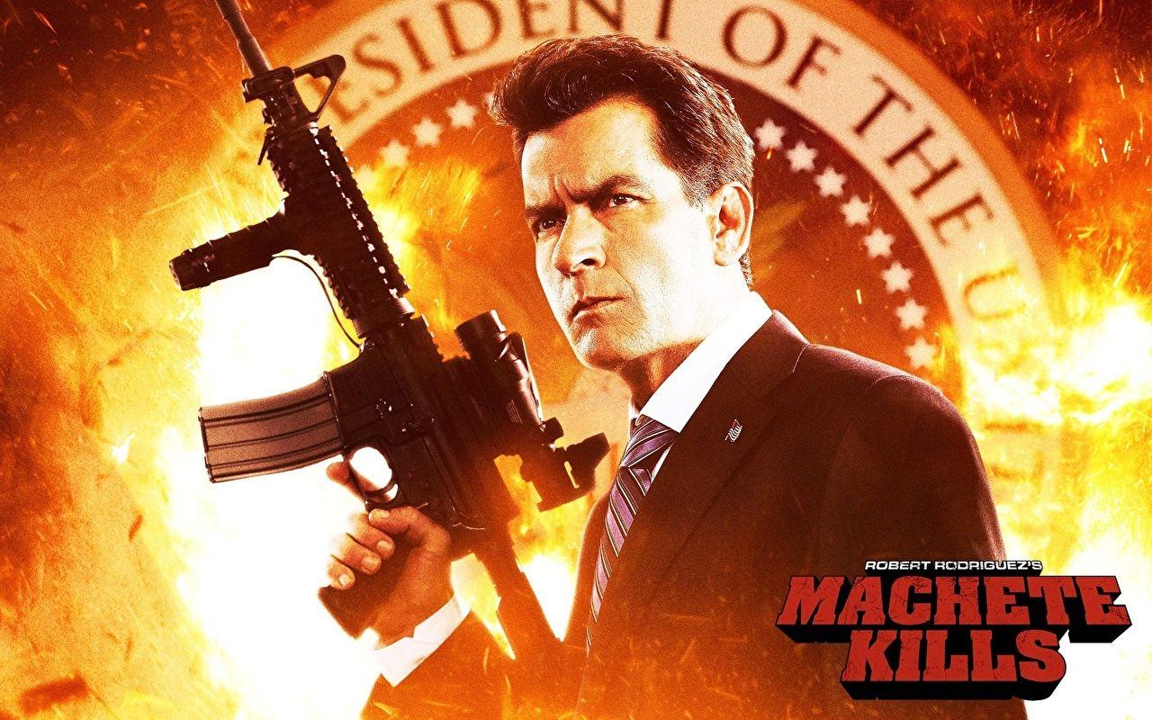 Wallpaper Man Assault rifle machete kills charlie sheen Movies