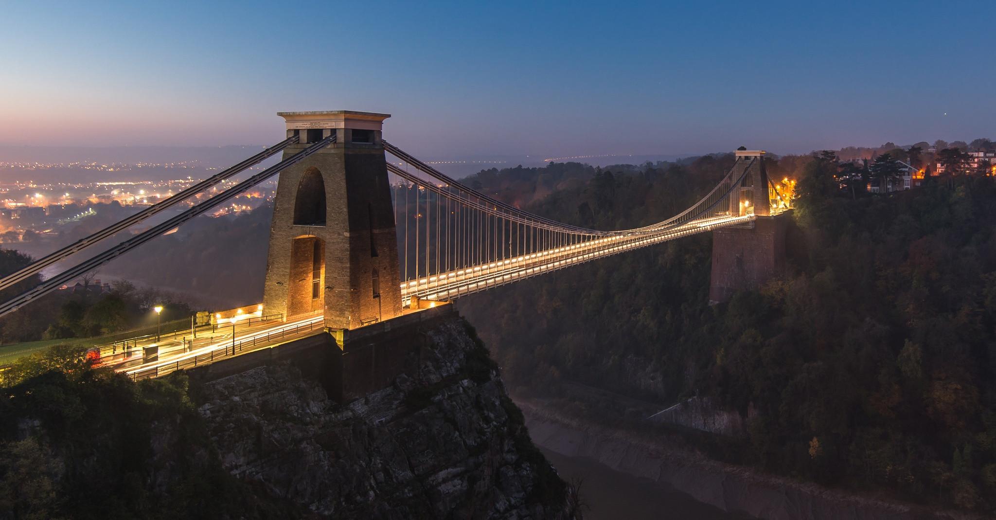 Suspension bridge in Bristol, UK : wallpapers