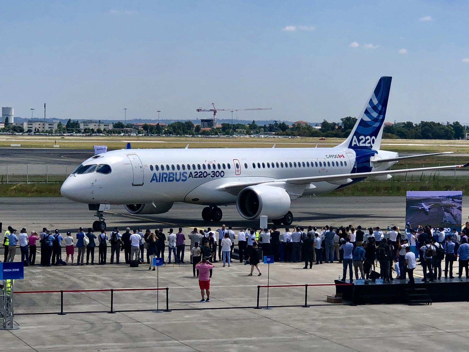 Airbus confirms A220 orders with 'Moxy' and JetBlue