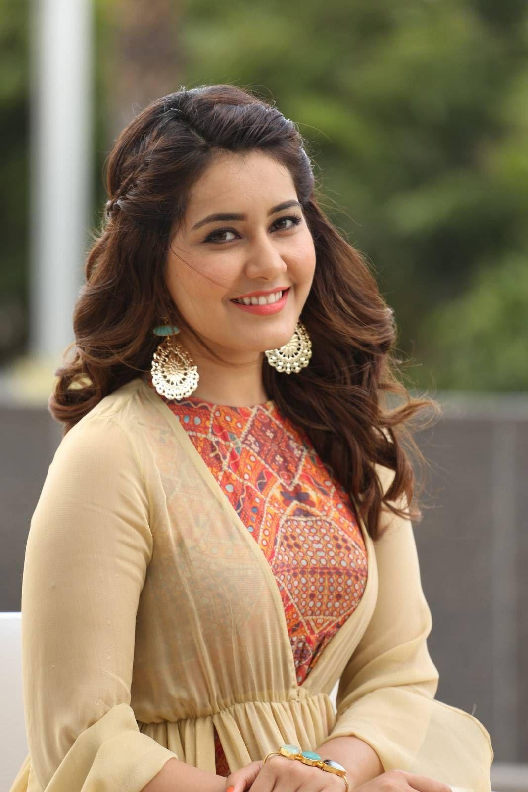 Rashi Khanna Wallpaper HD, Picture